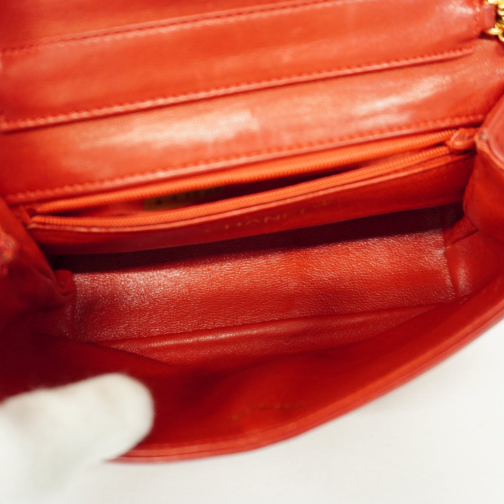 CHANEL  Women's Leather Shoulder Bag Red Color