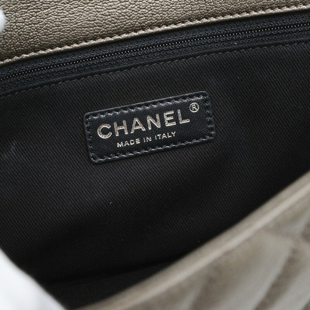 CHANEL matelasse chain shoulder bag leather gray gunmetal fittings A93017