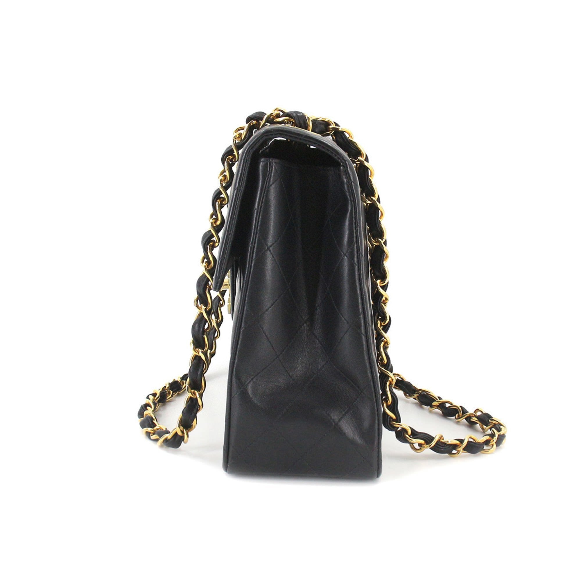 Chanel Decamato matelasse 34 chain shoulder bag leather black A01094 vintage gold metal fittings Matelasse Bag