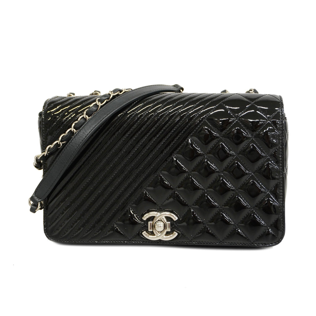 CHANELAuth  Matelasse Boy  Chain Shoulder Women's Shoulder Bag