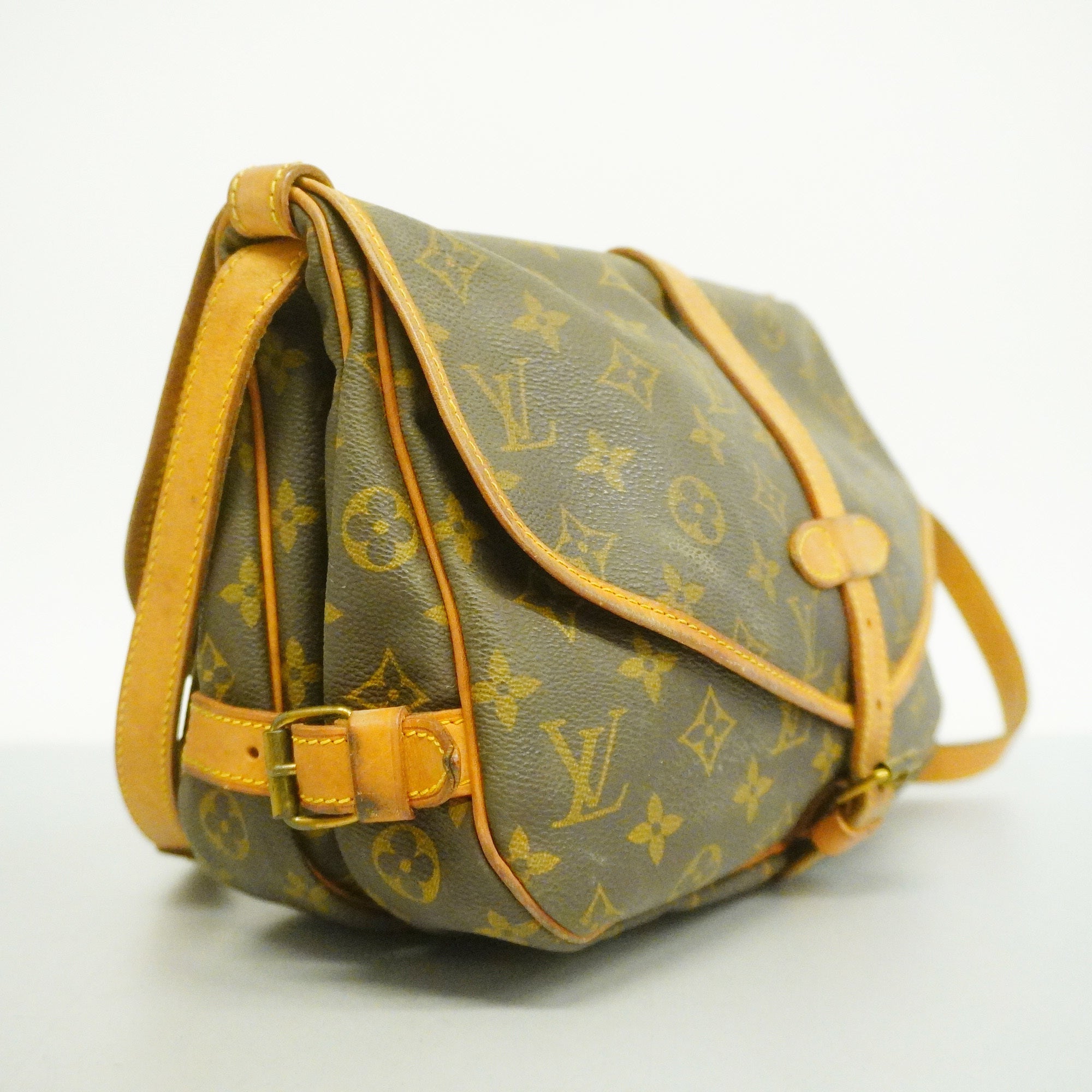 LOUIS VUITTONAuth  Monogram Saumur 30 M42256 Women's Shoulder Bag