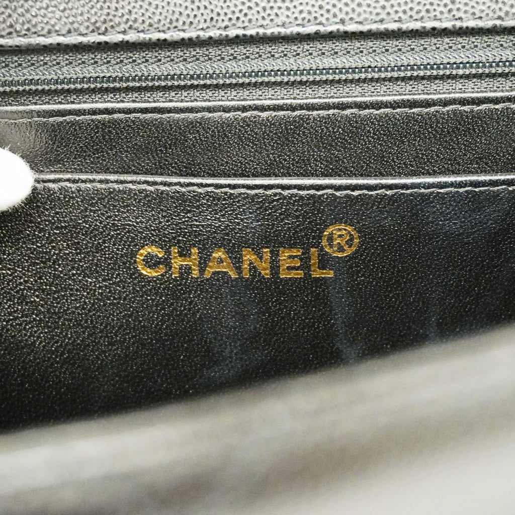 CHANELAuth  Matelasse Shoulder Bag Women's Caviar Leather Shoulder Bag Black