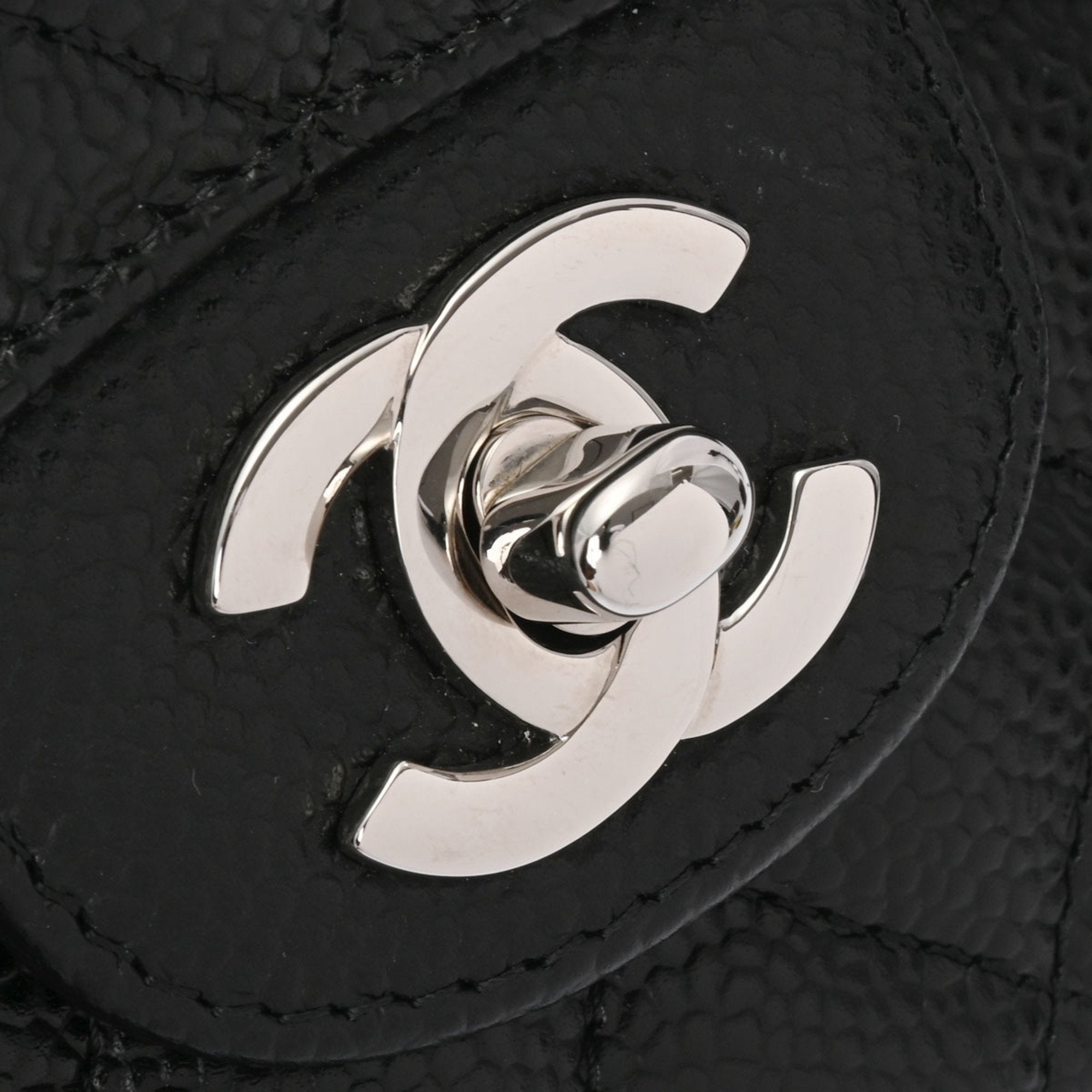CHANEL matelasse W flap chain shoulder 25cm black A01112 ladies caviar skin bag