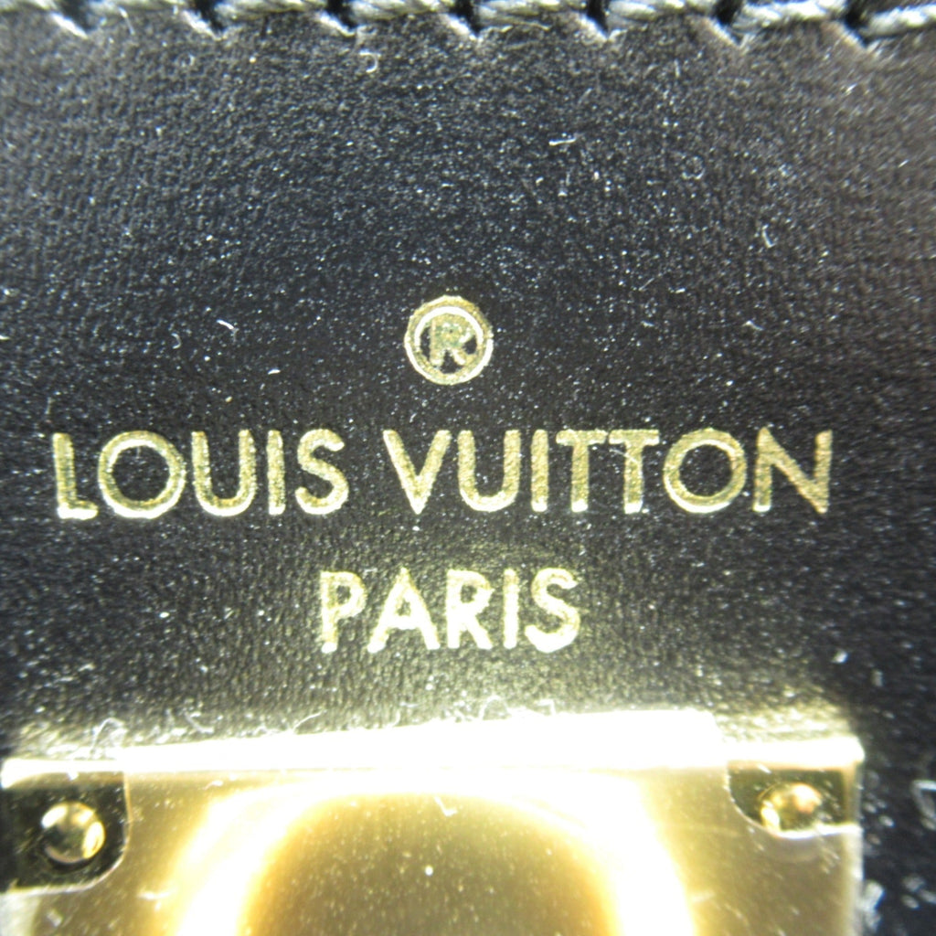 LOUIS VUITTON City Steamer MM Shoulder Bag White Black leather M53231
