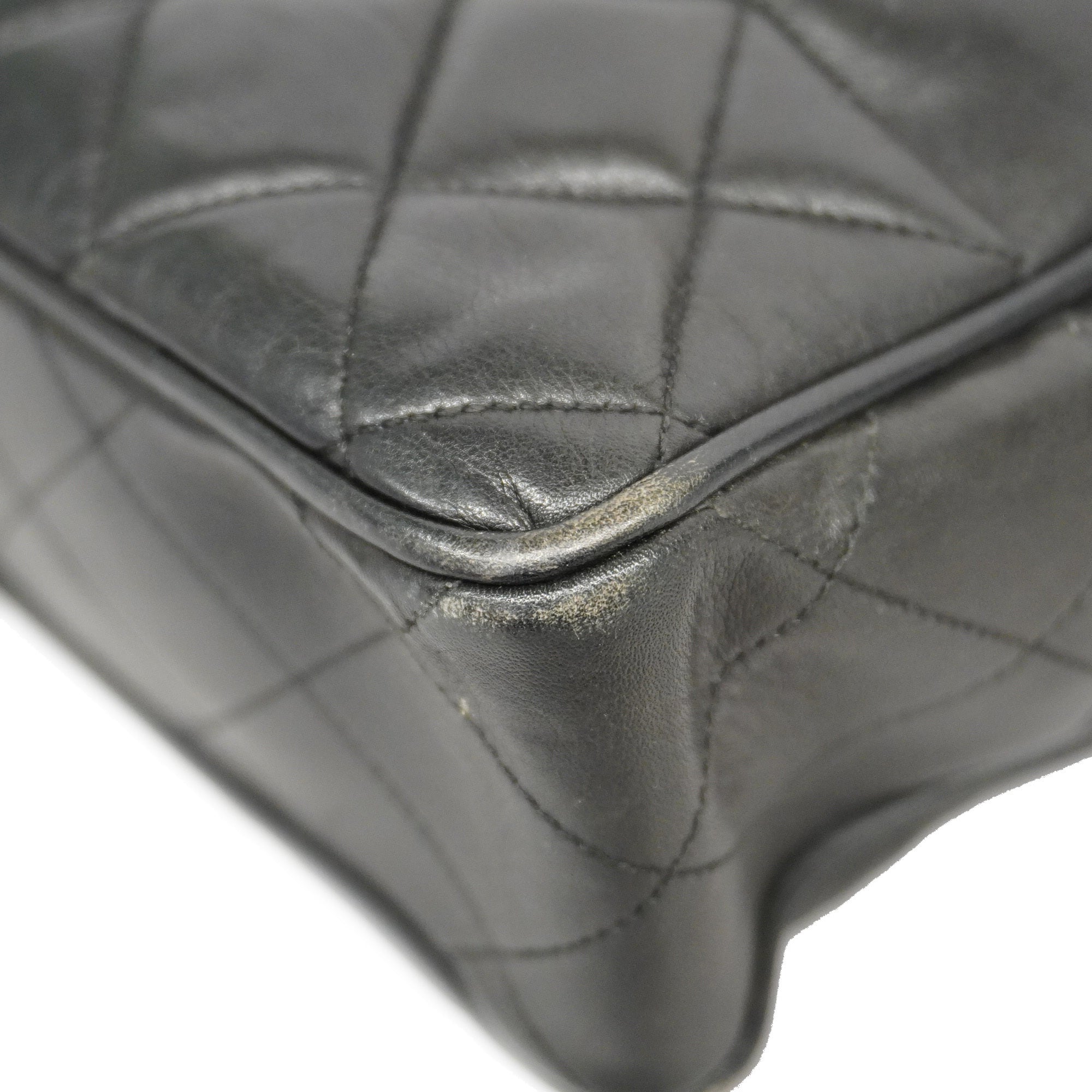 CHANEL  Matelasse Chain Shoulder Women's Leather Shoulder Bag Black