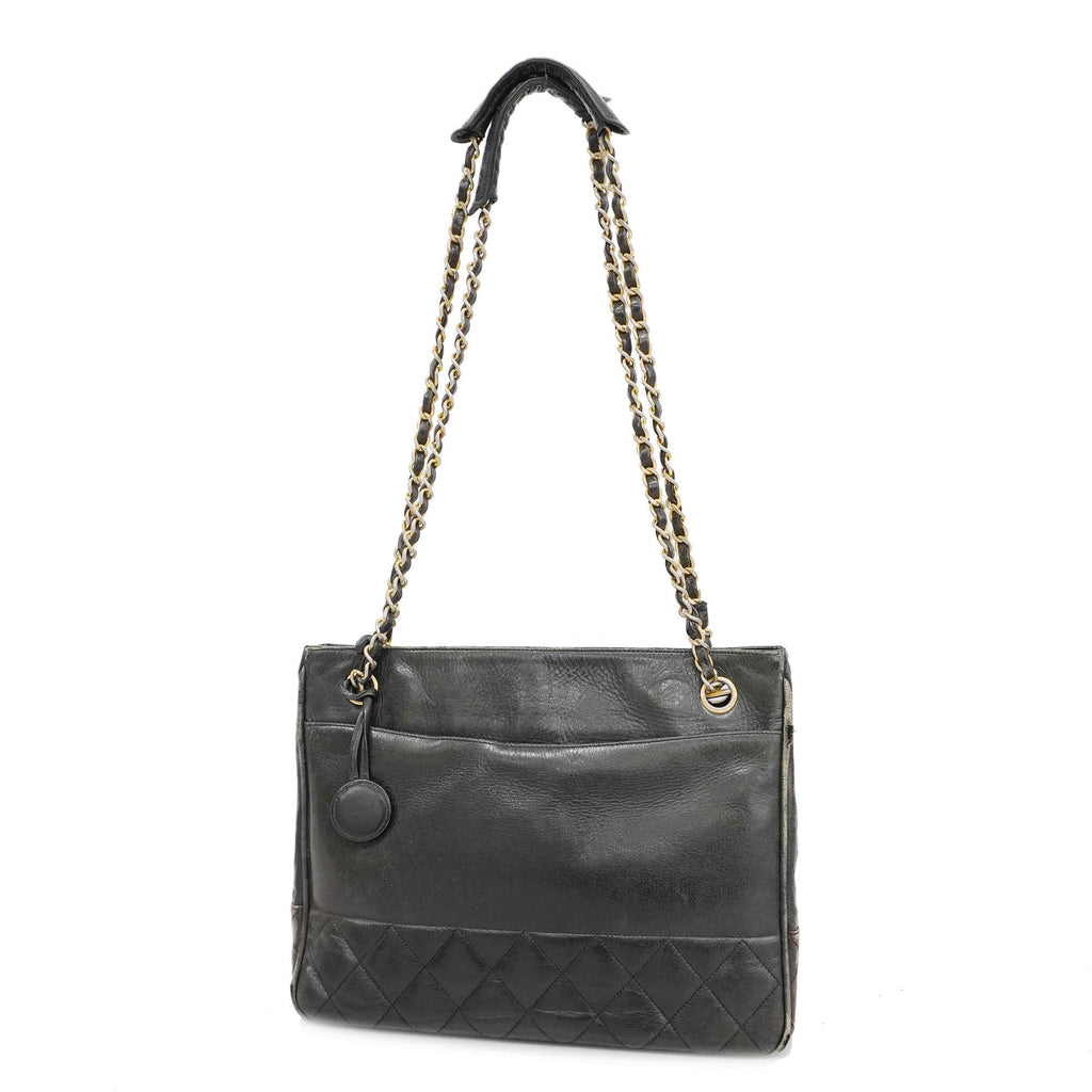 CHANELAuth  Matelasse Chain Shoulder Women's Leather Shoulder Bag Black
