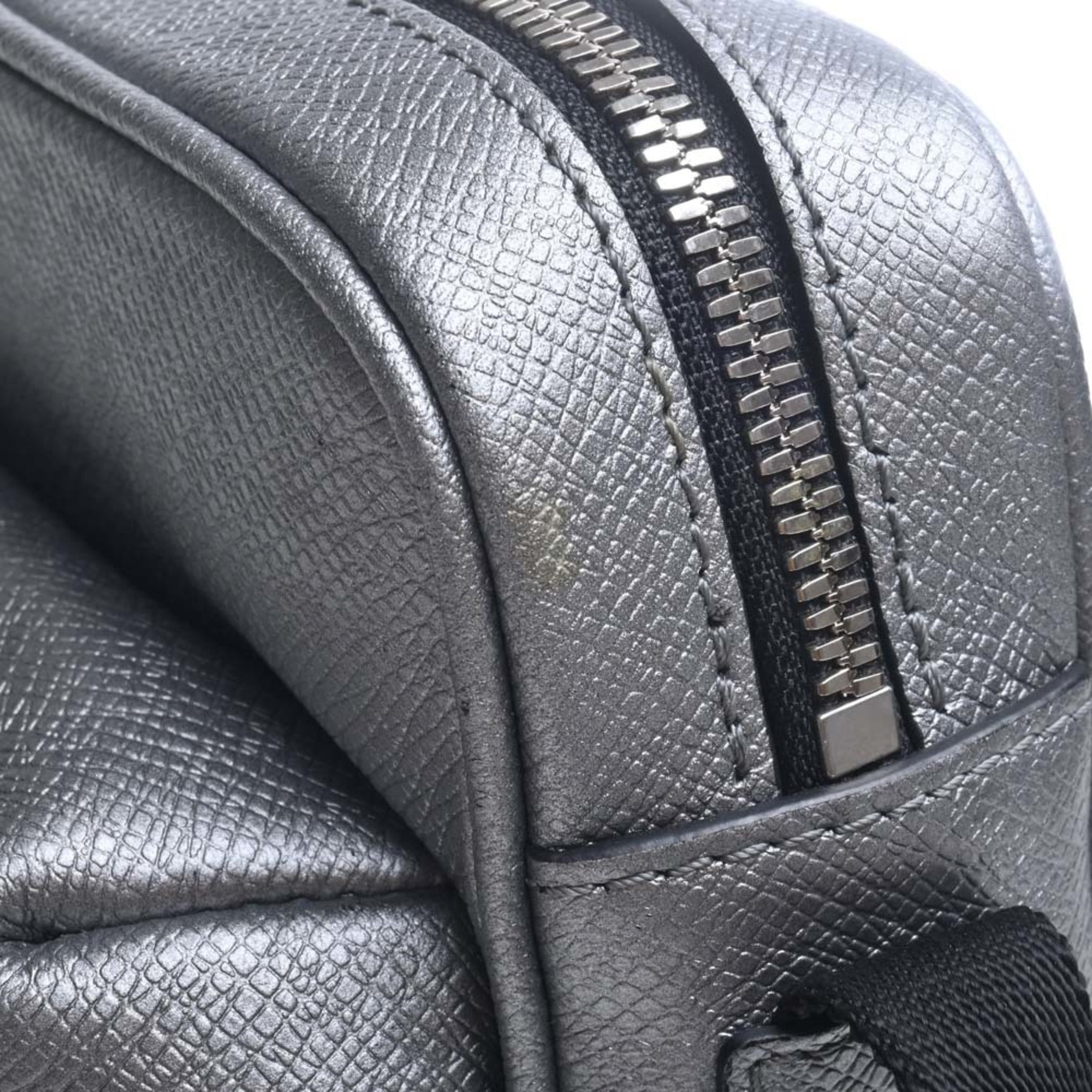 LOUIS VUITTON Taigarama Outdoor Messenger Shoulder Bag M30830 Silver Men's