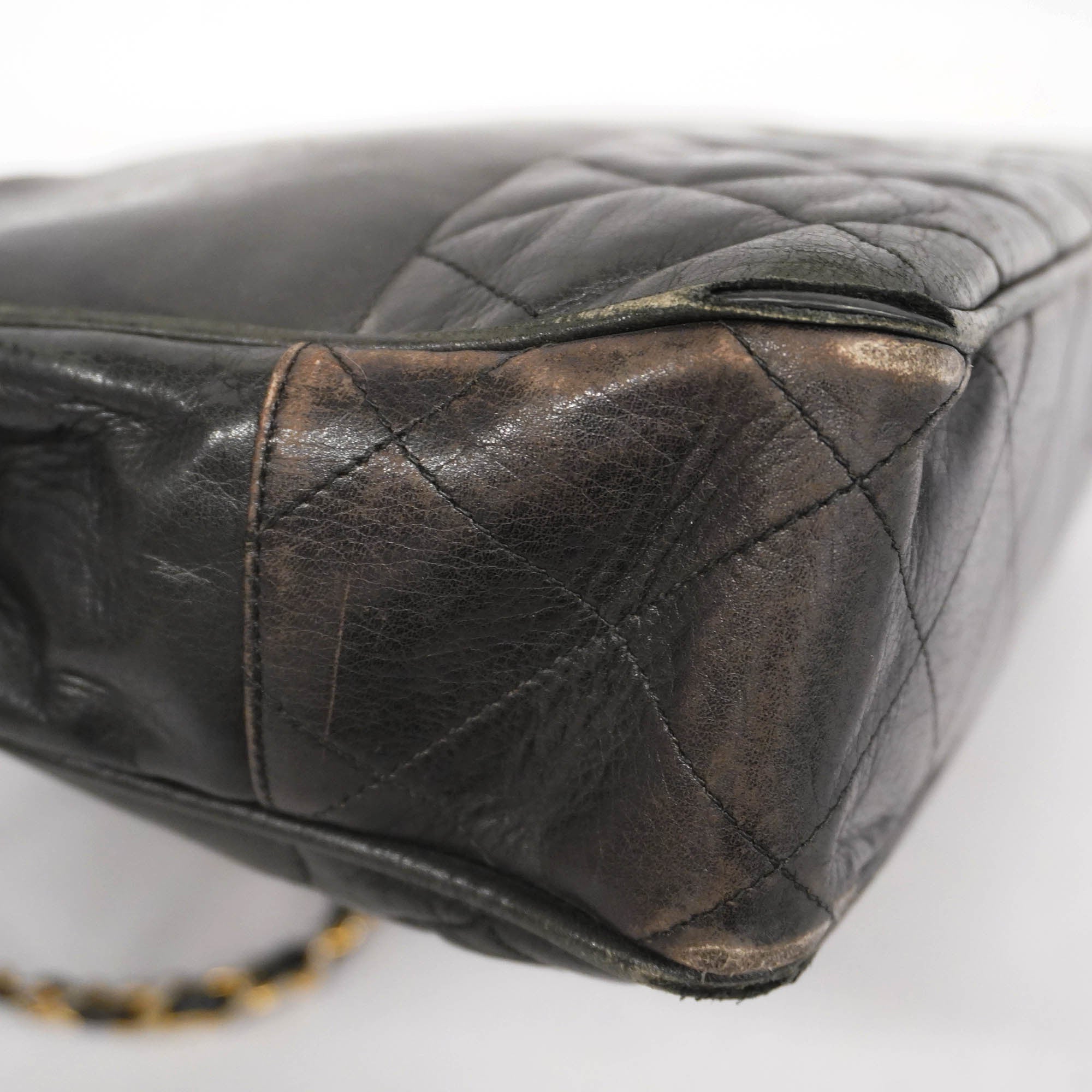 CHANELAuth  Matelasse Chain Shoulder Women's Leather Shoulder Bag Black