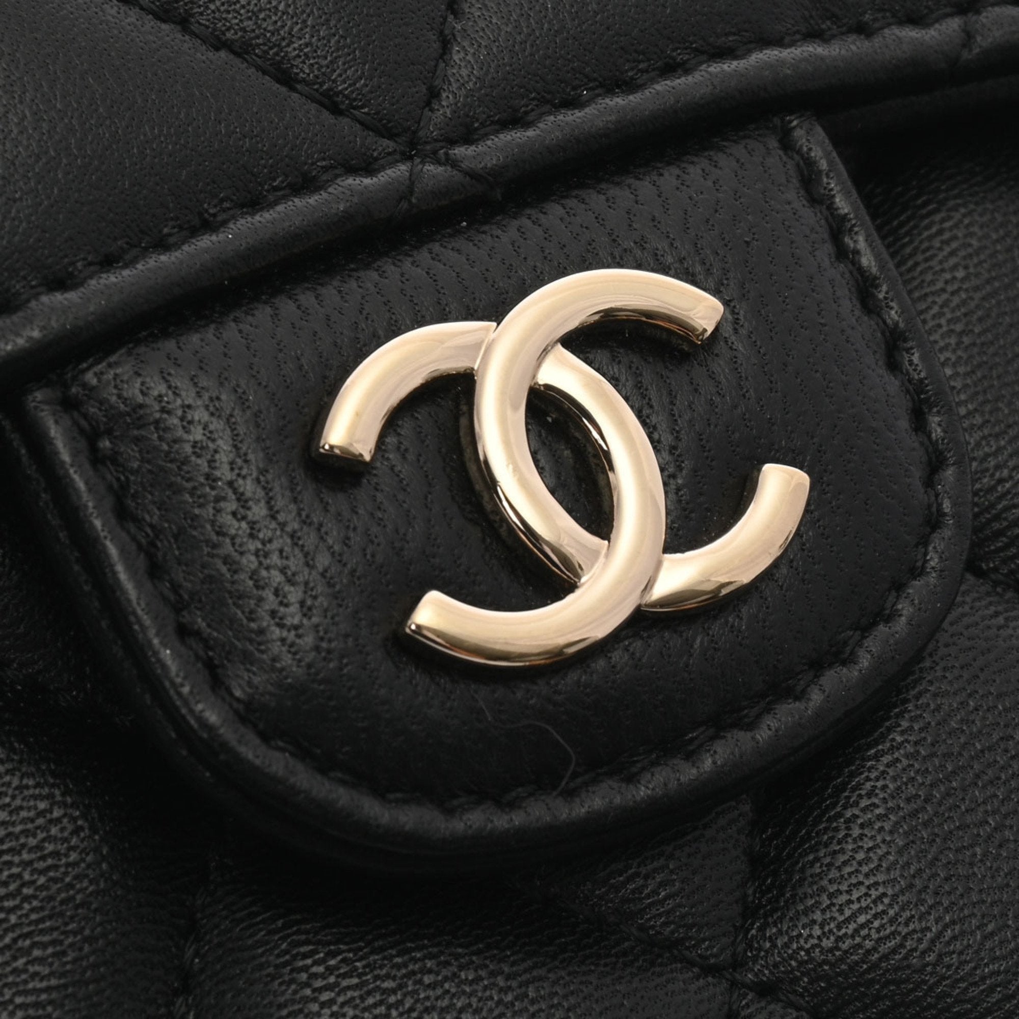 CHANEL matelasse chain shoulder black ladies lambskin bag
