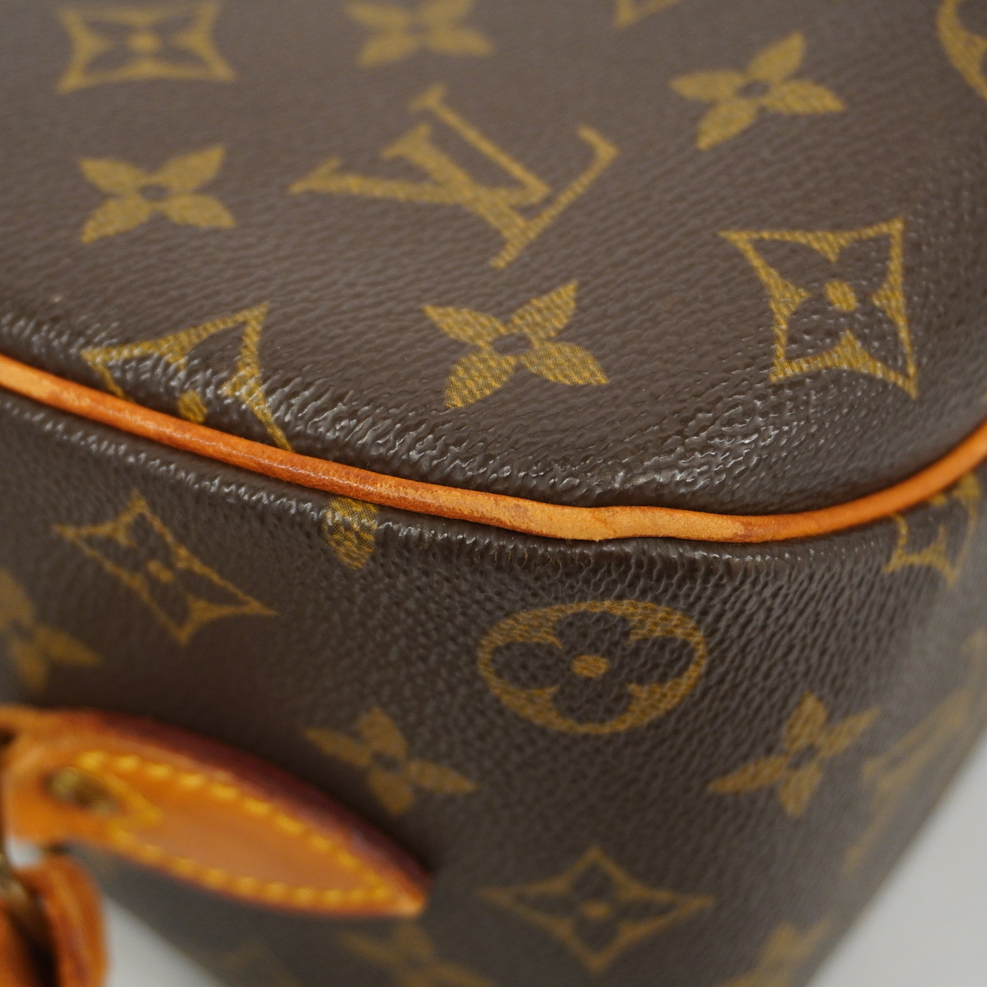 LOUIS VUITTONAuth  Monogram Blower M51221 Women's Shoulder Bag