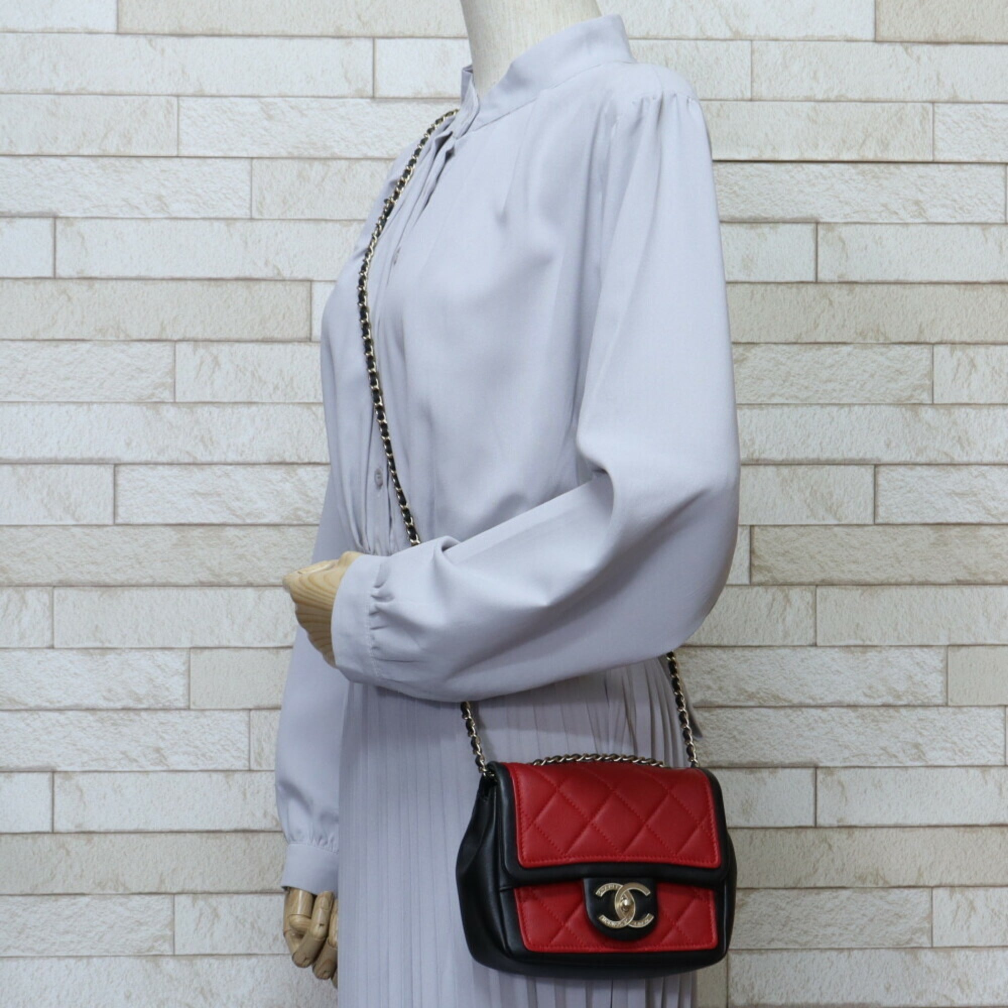 CHANEL chain matelasse shoulder bag lambskin red ladies