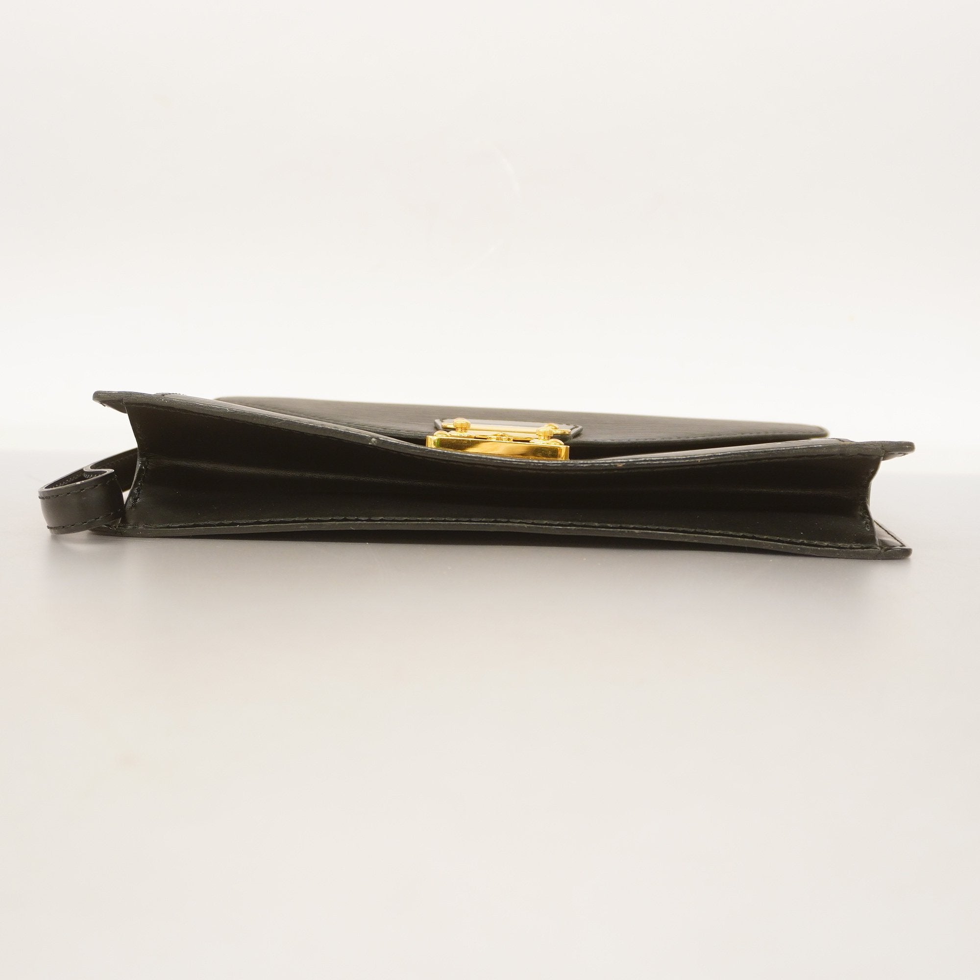 LOUIS VUITTONAuth  Epi Serie Dragonne M52612 Unisex Clutch Bag Noir
