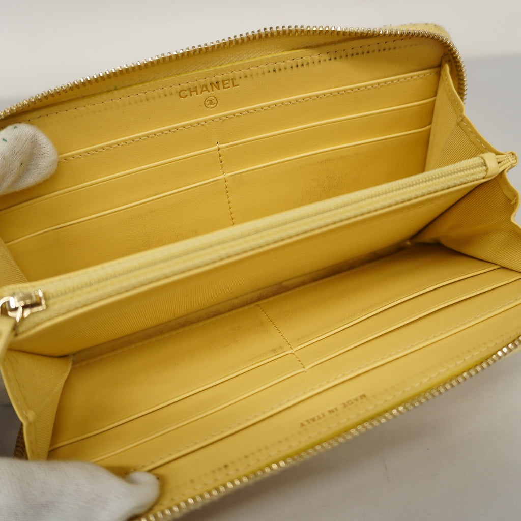 CHANEL  Camellia Bi-fold Long Wallet Gold Hardware Leather Yellow