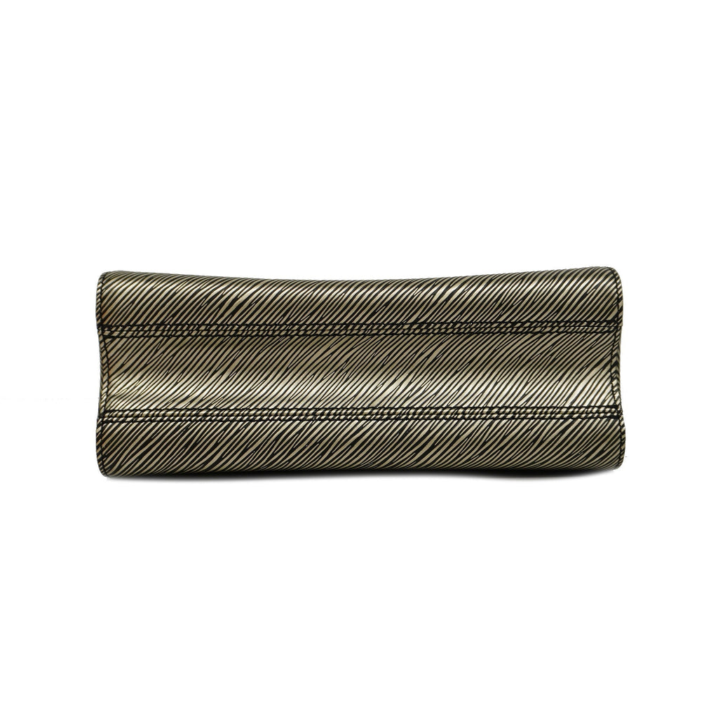 LOUIS VUITTONAuth  Epi Twist MM Women's Shoulder Bag