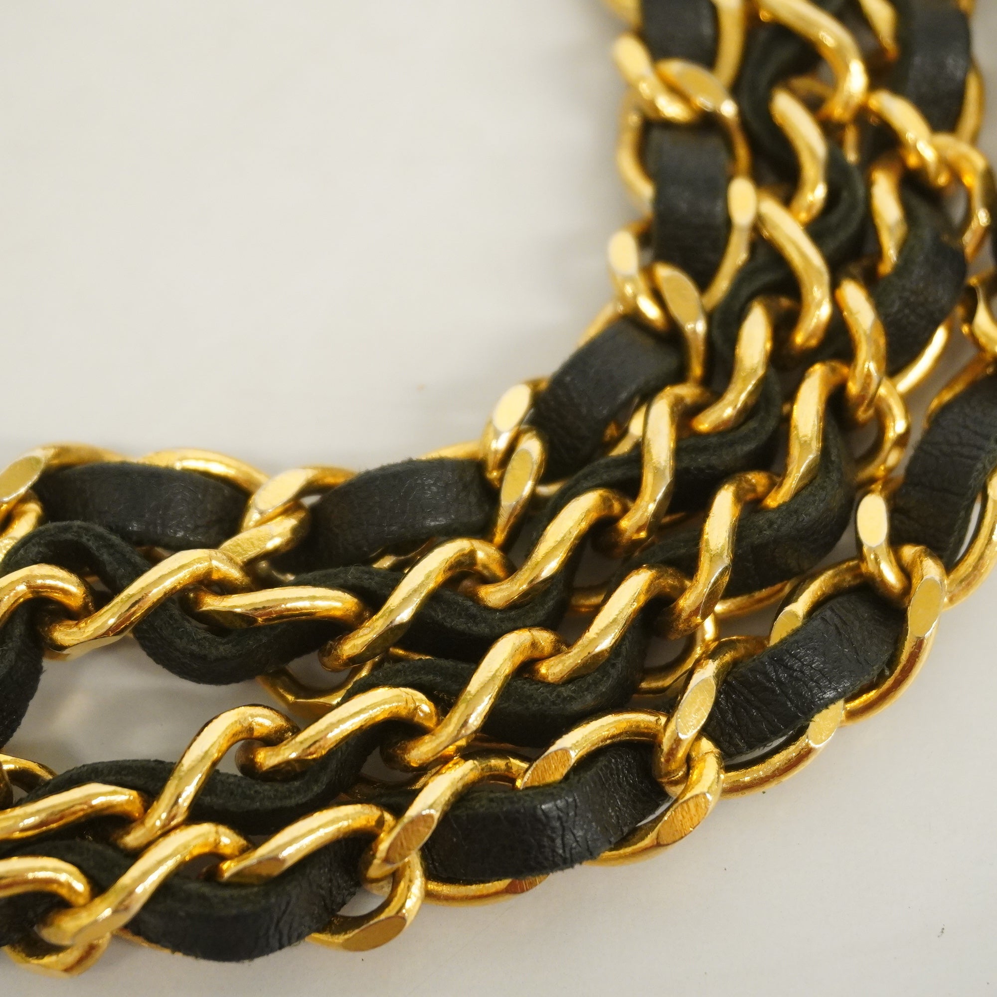 CHANELAuth  Belt Gold Metal Women's Leather Chain Belt Black