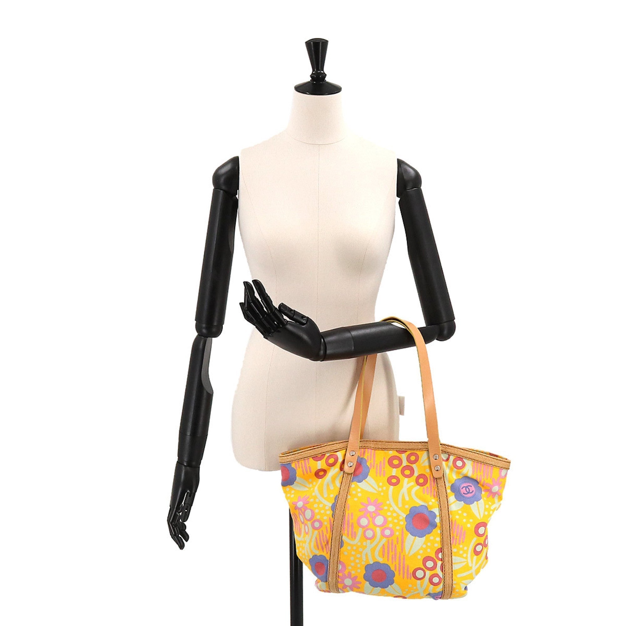 CHANEL high summer flower print tote bag canvas leather yellow multicolor A22078 silver metal fittings Deauville MM
