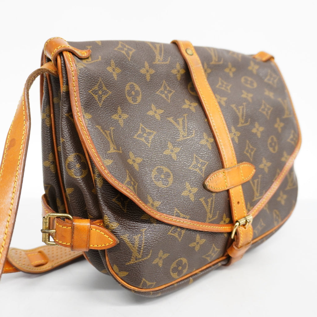 LOUIS VUITTONAuth  Monogram Saumur 30 M42256 Women's Shoulder Bag