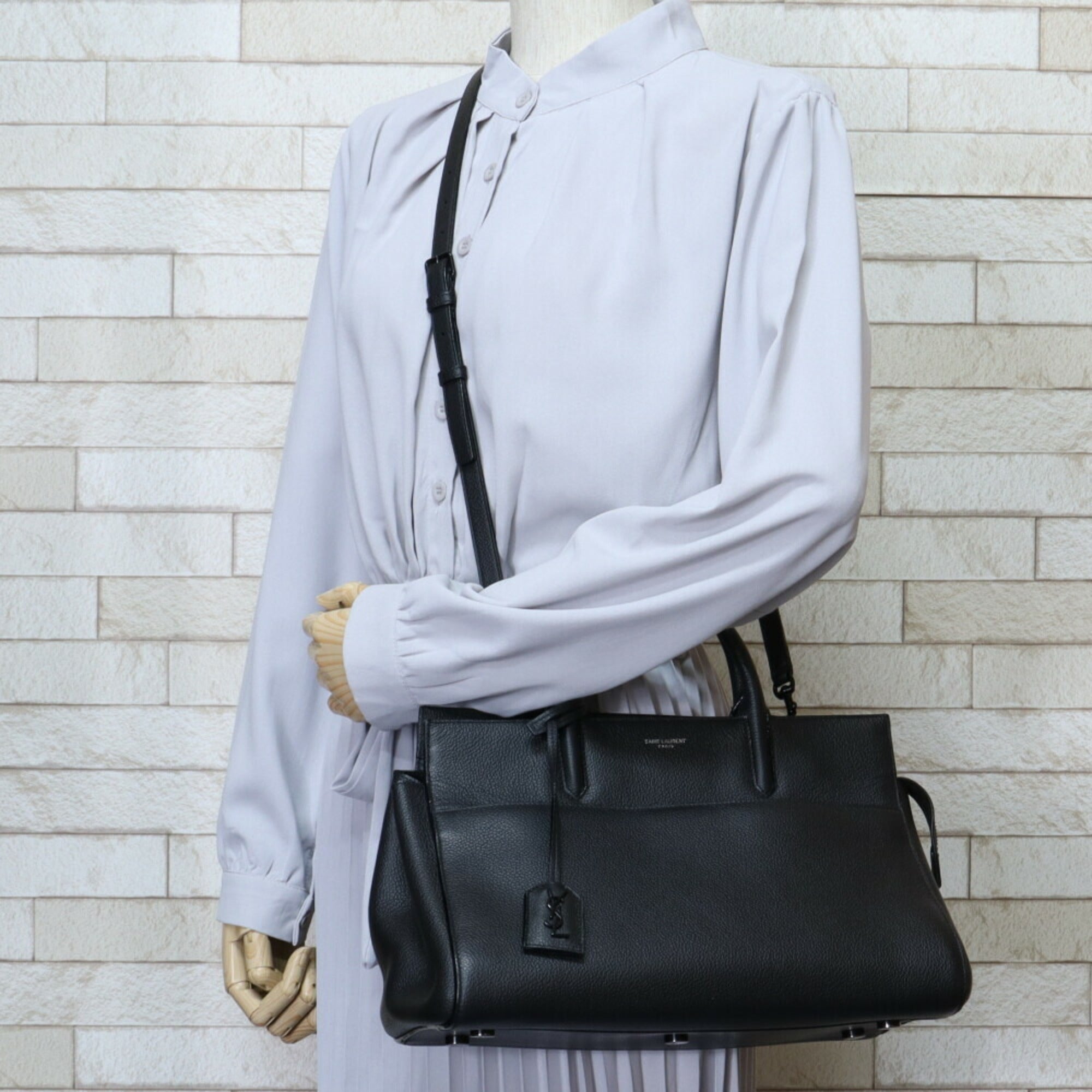 YVES SAINT LAURENT Cabalive Gauche Shoulder Bag Leather Black Women's