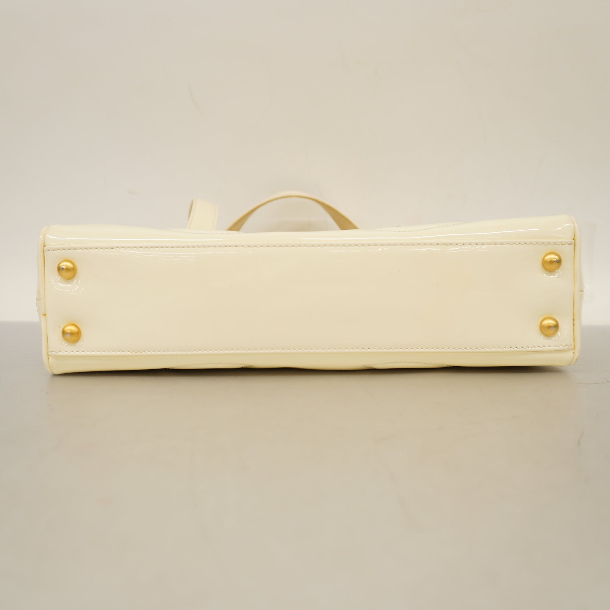 CHANELAuth  Triple Coco Women's Patent Leather Handbag Ivory
