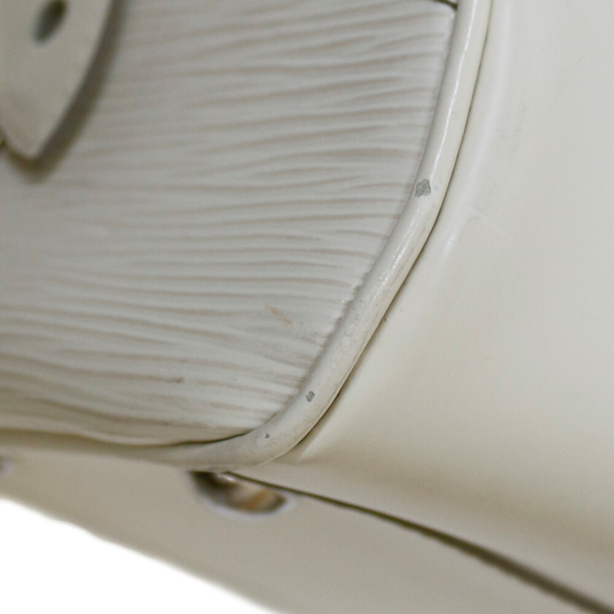 LOUIS VUITTON Bowling Montaigne GM Epi Shoulder Bag Leather M5931J White Ladies