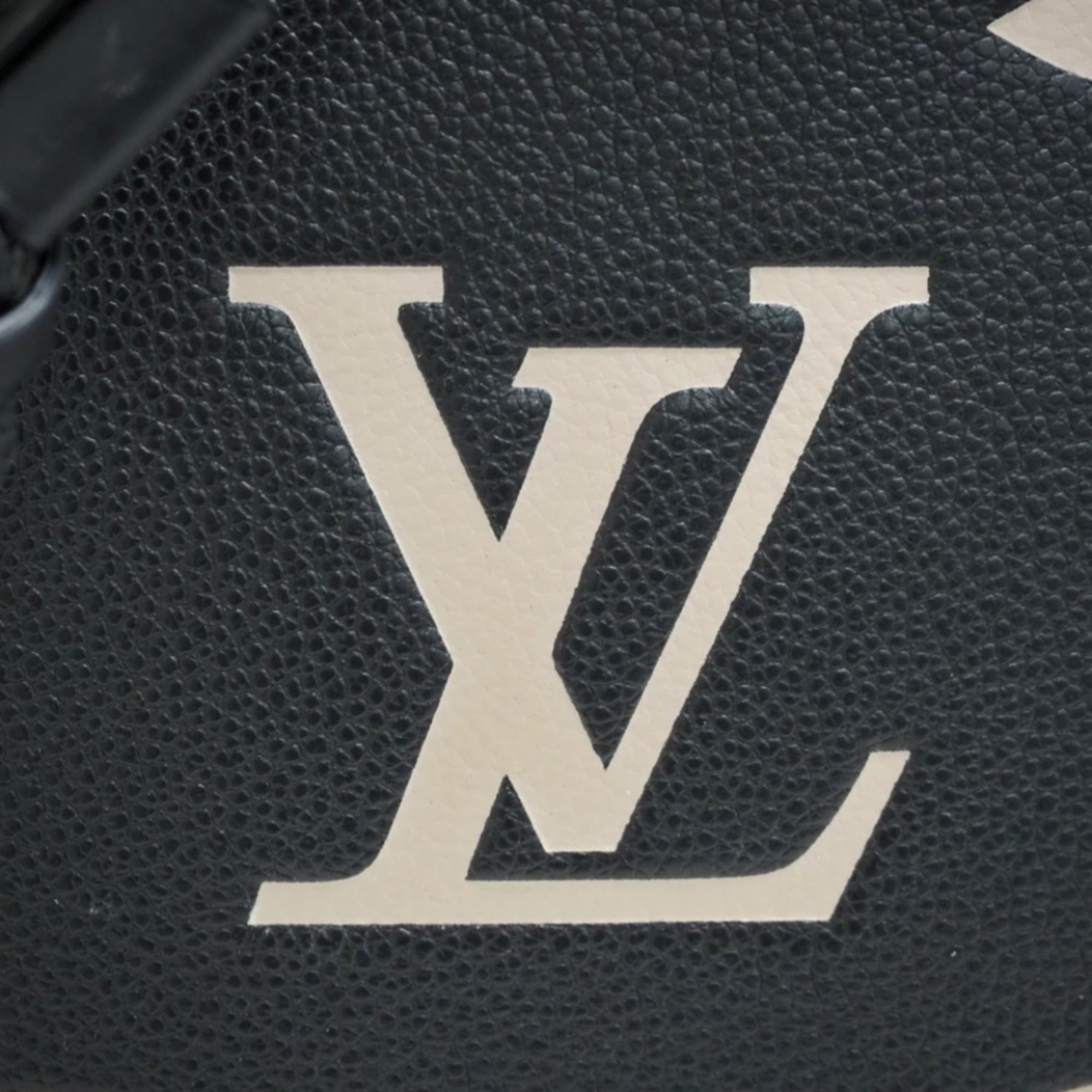 LOUIS VUITTON M45497 Neonoe MM Monogram Empreinte Shoulder Bag Black Ladies