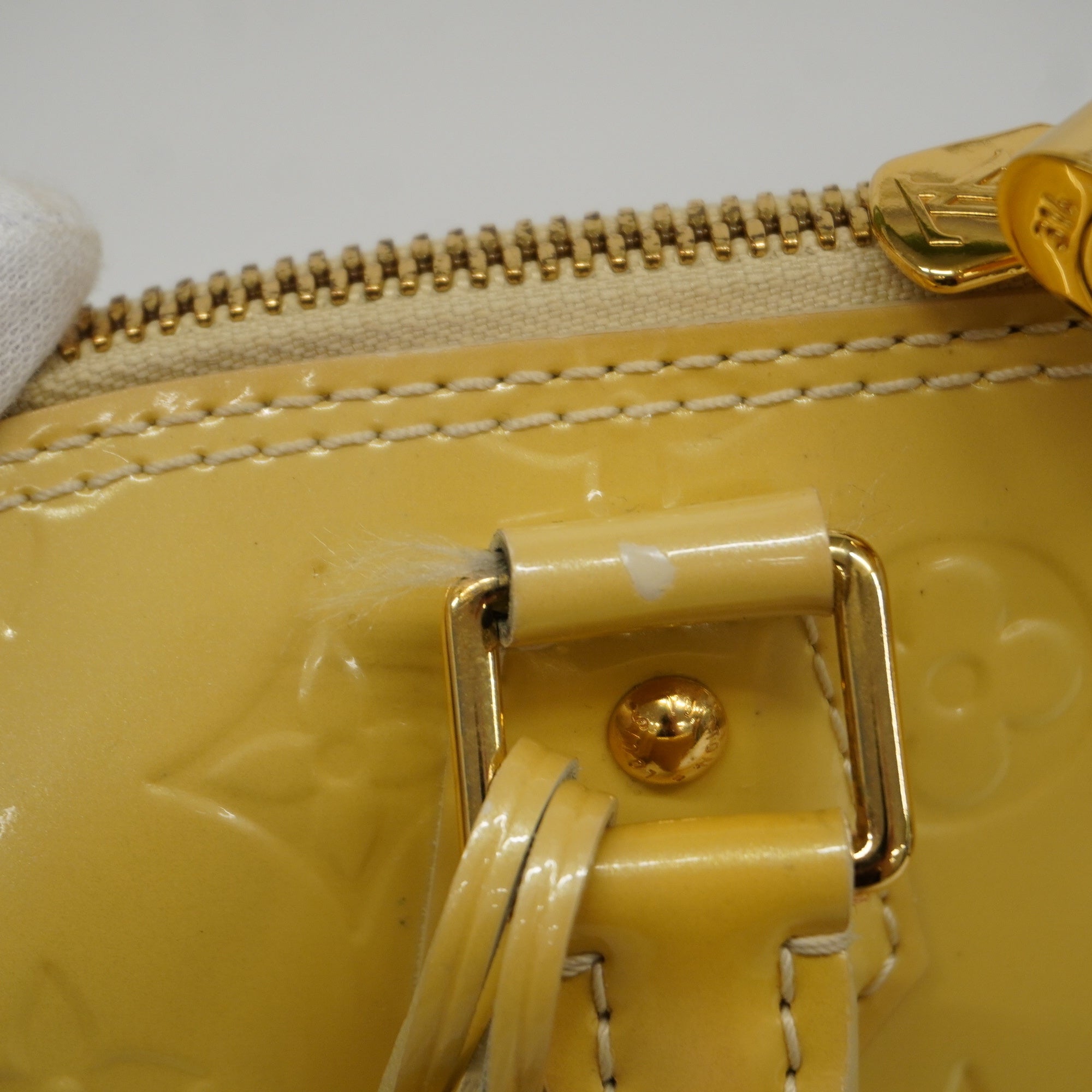 LOUIS VUITTONAuth  Monogram Vernis Alma GM M91450 Women's Handbag Blanc Corail