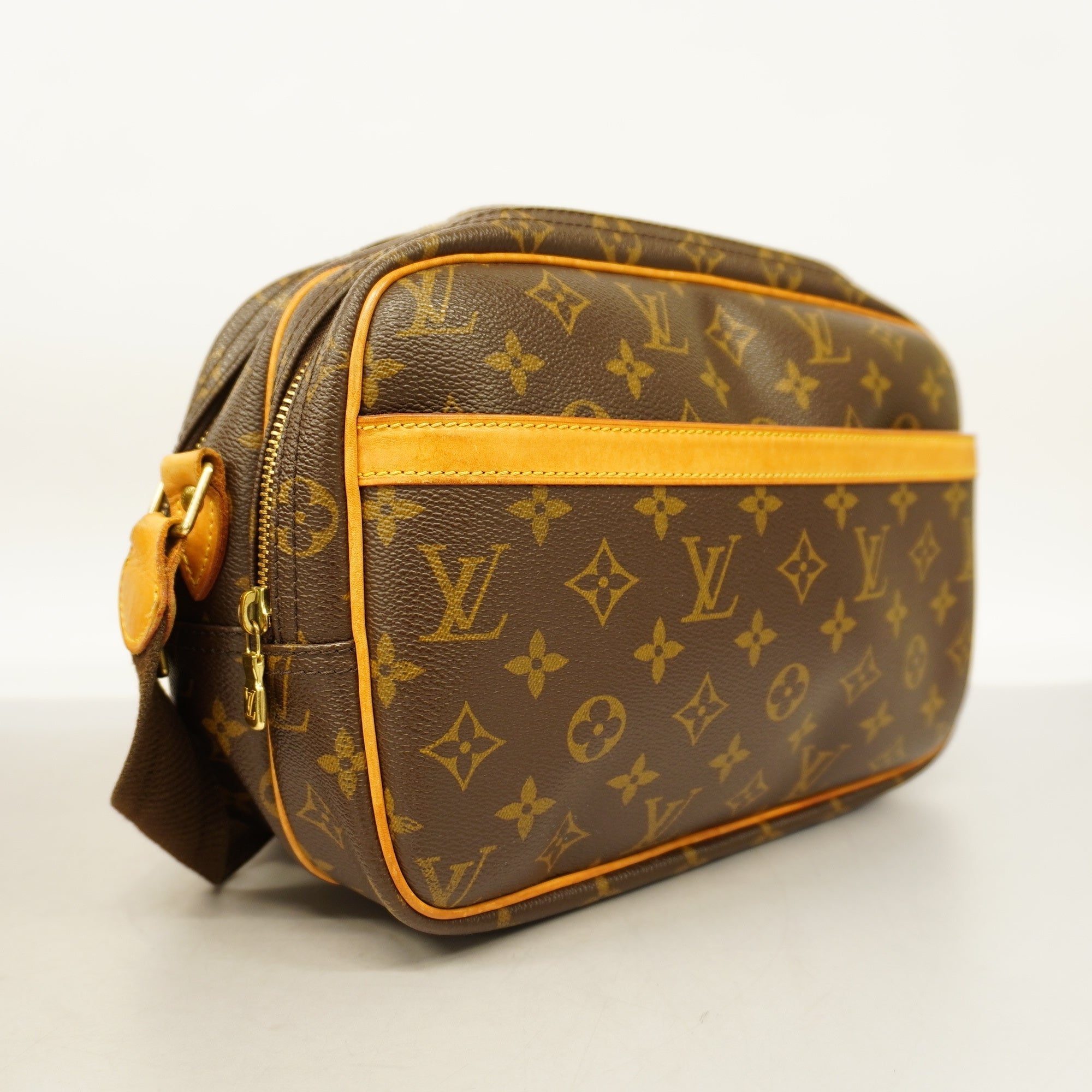 LOUIS VUITTONAuth  Monogram Reporter PM M45254 Women's Shoulder Bag