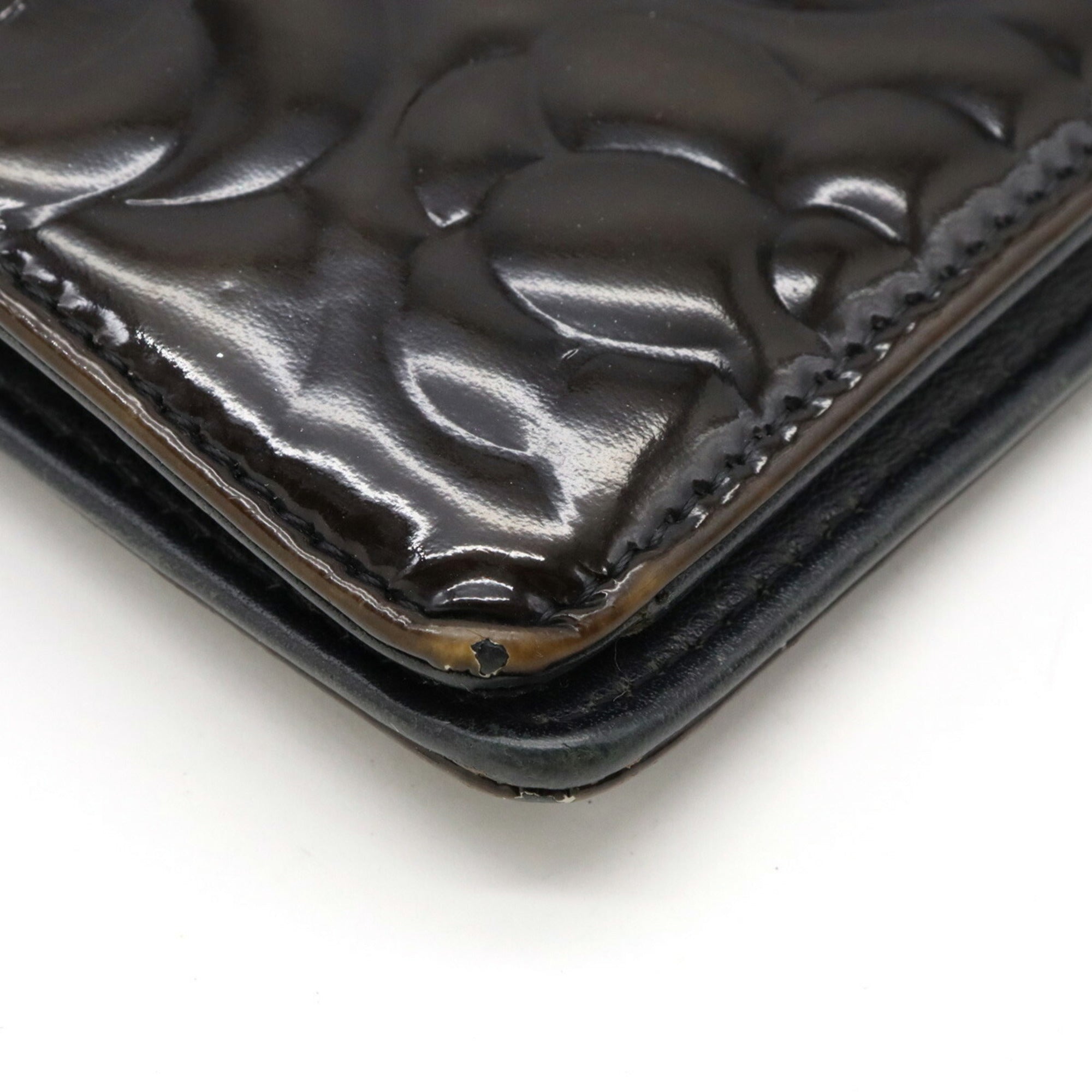 CHANEL Camellia Motif Here Mark Bifold Patent Leather Enamel Black A36544