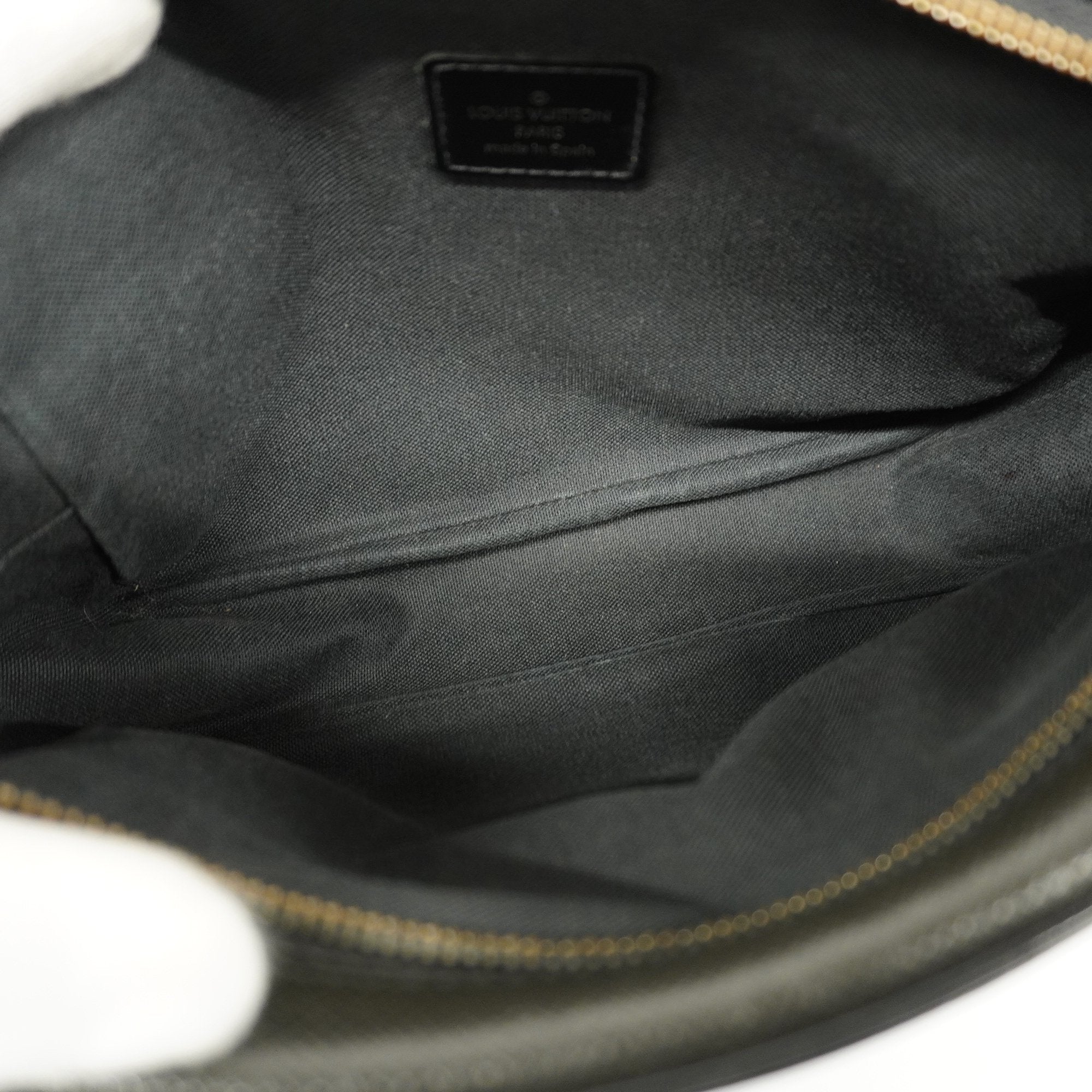 LOUIS VUITTONAuth  Taiga Karuga M30812 Men's Clutch Bag Ardoise