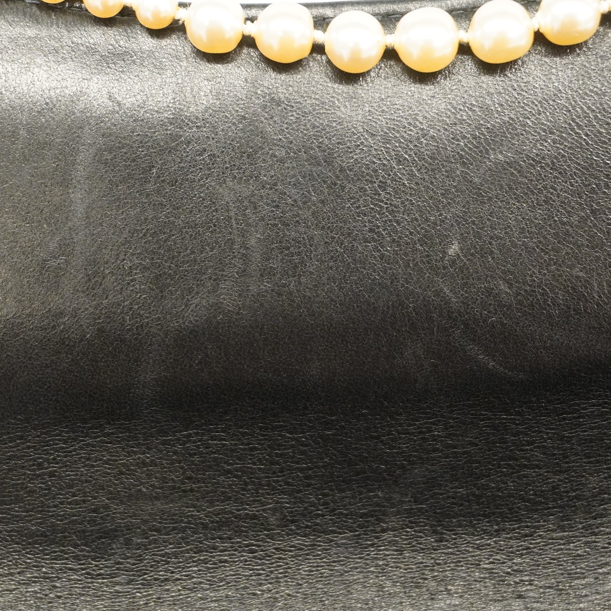CHANELAuth  Chocolate Bar Single Chain Shoulder Bag Women's Leather Black