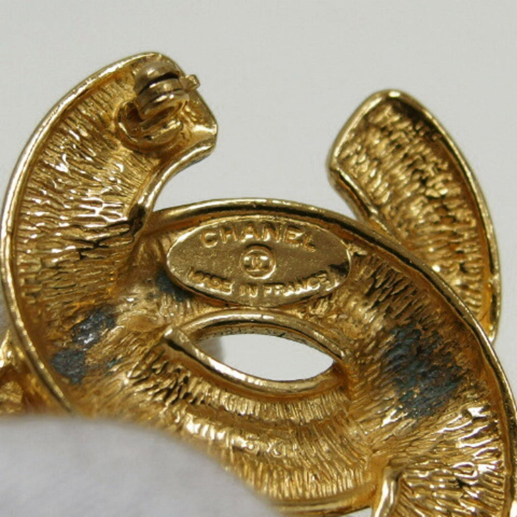 CHANEL Cocomark Matelasse Brooch Gold