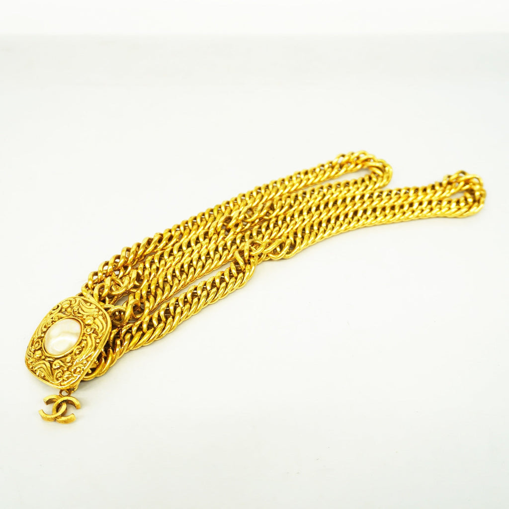 CHANELAuth  Fake Pearl Gold Hardware Women's Chain Belt Gold