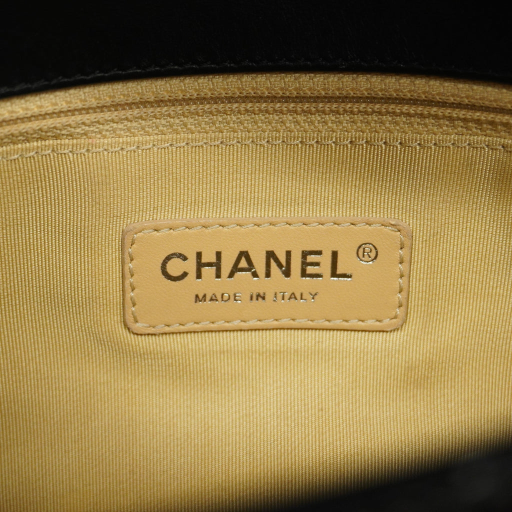 CHANEL  Matelasse Boy  Chain Shoulder Women's Shoulder Bag