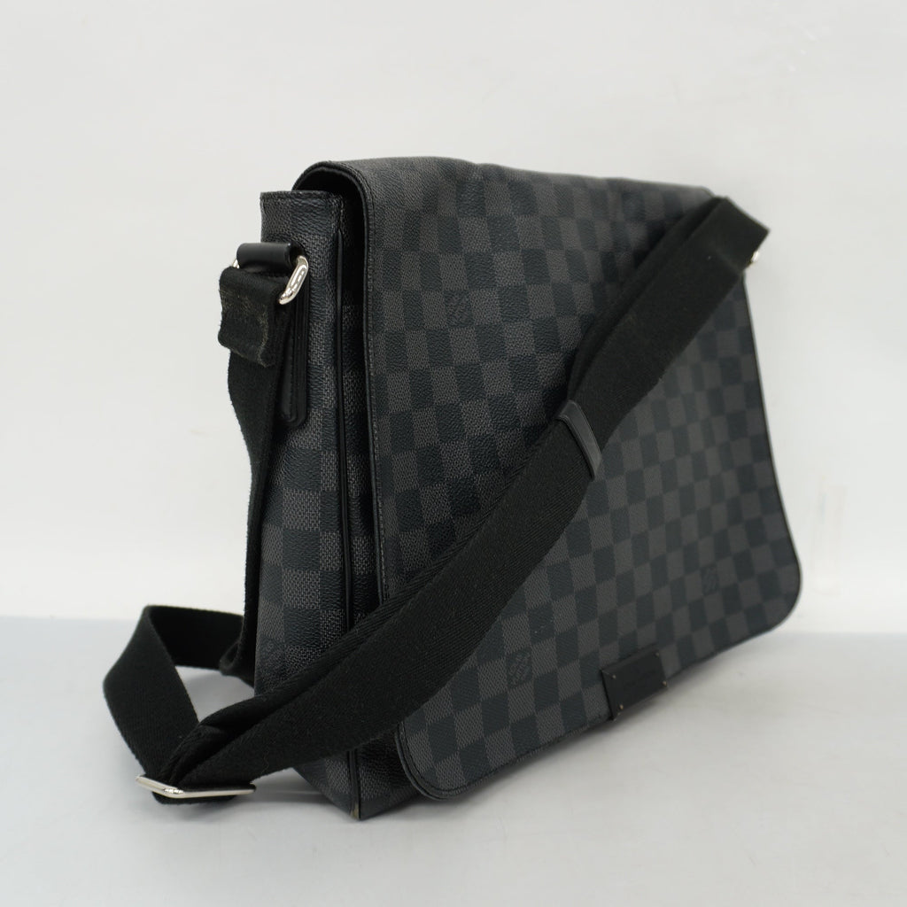 LOUIS VUITTONAuth  Damier Graphite District MM N41272 Men's Shoulder Bag