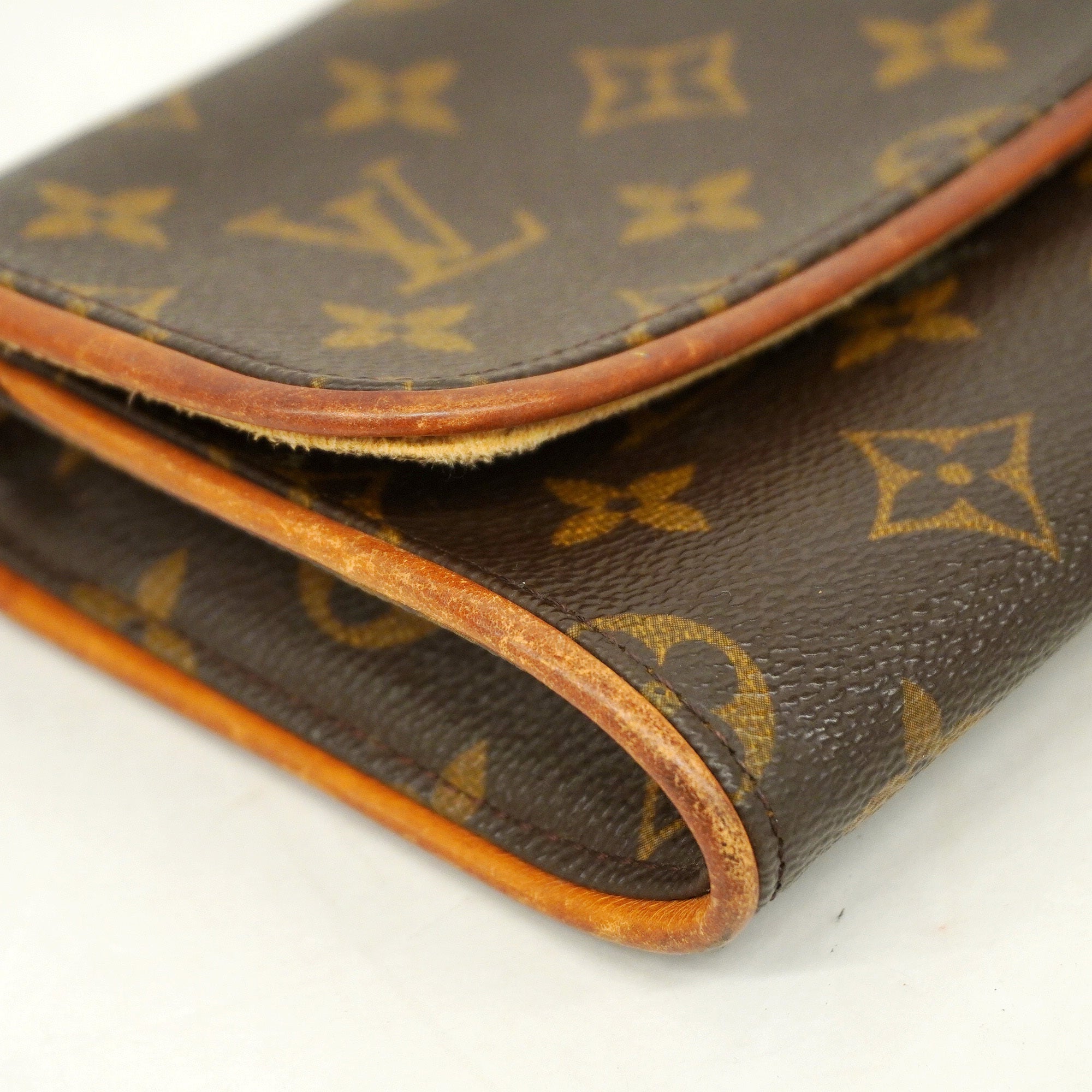 LOUIS VUITTONAuth  Monogram Pochette Twin GM M51852 Women's Shoulder Bag