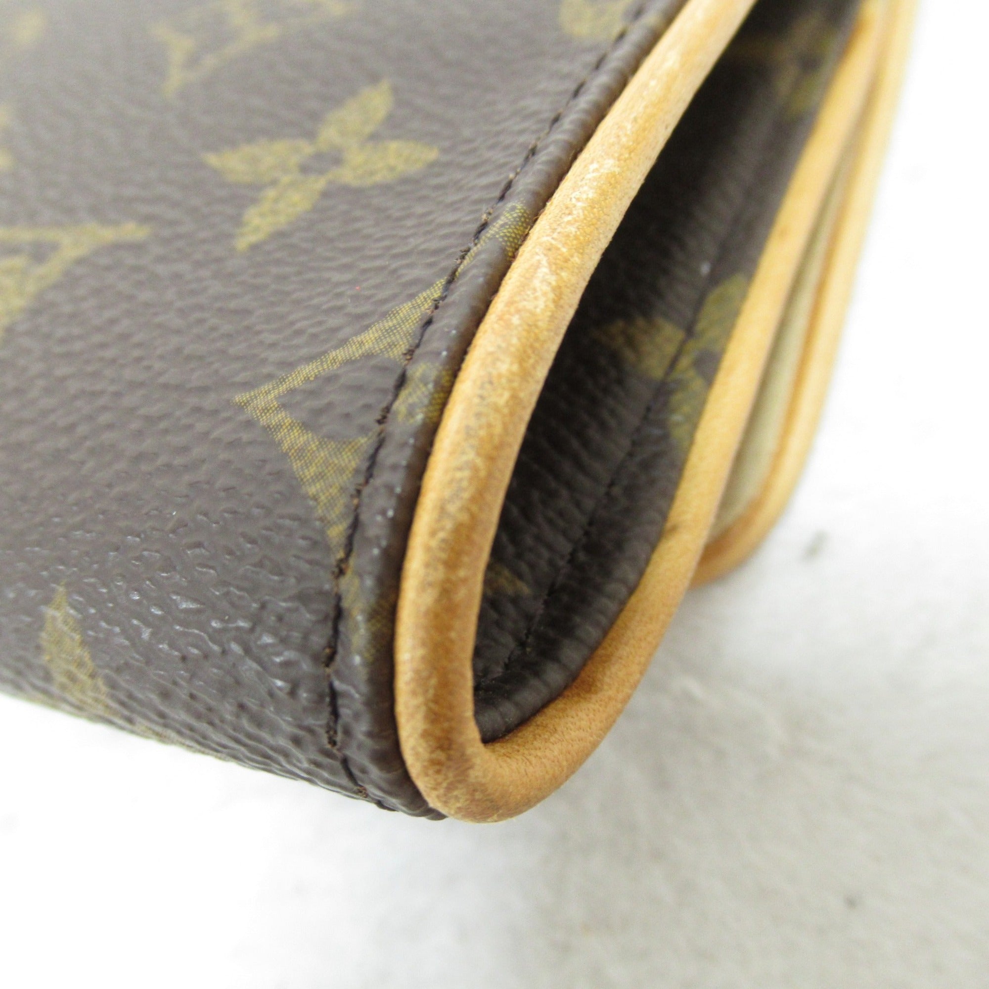 LOUIS VUITTON Pochette Twin GM Shoulder Bag Brown Monogram PVC coated canvas M51852