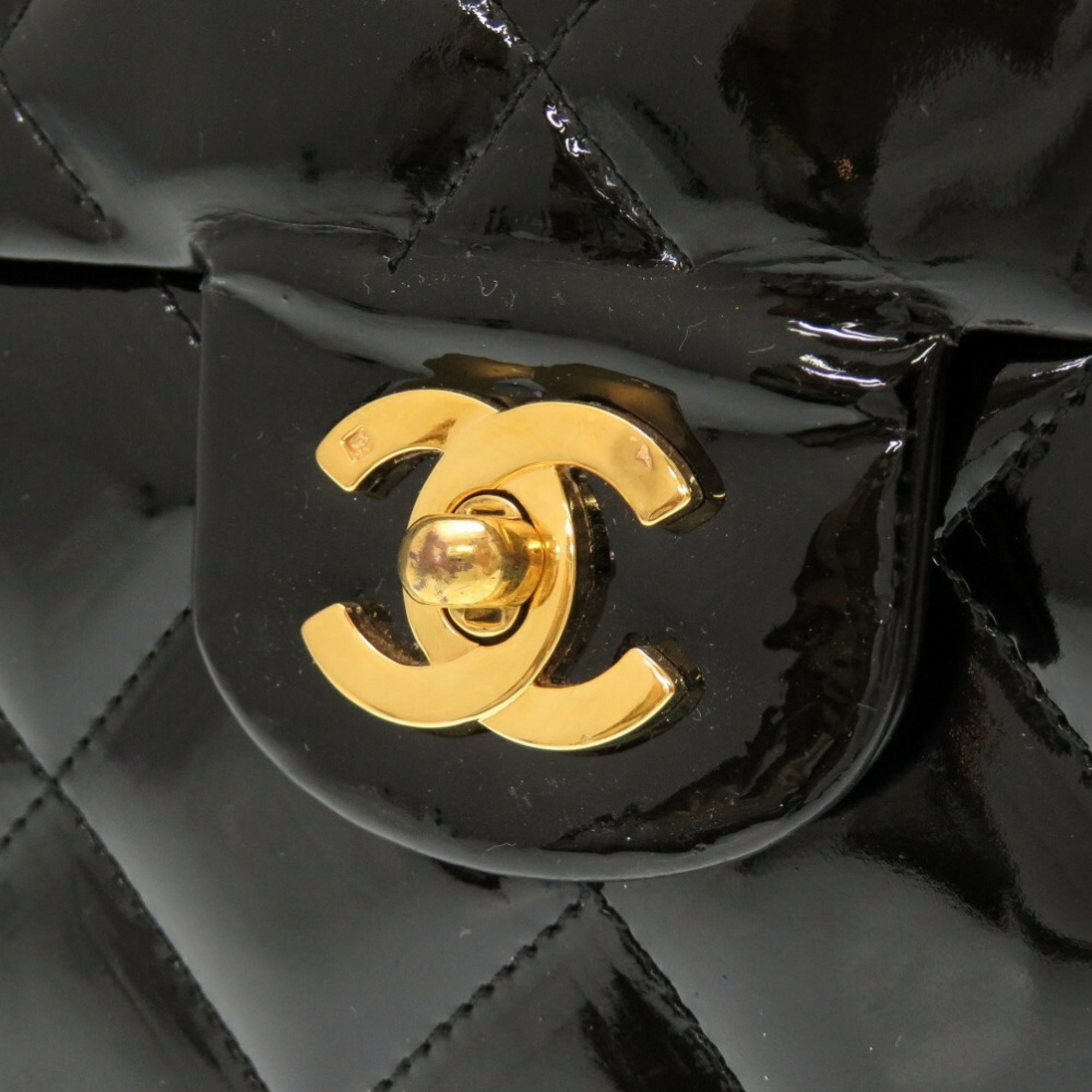 CHANEL Matelasse Enamel Black Cocomark Turnlock Vanity Bag