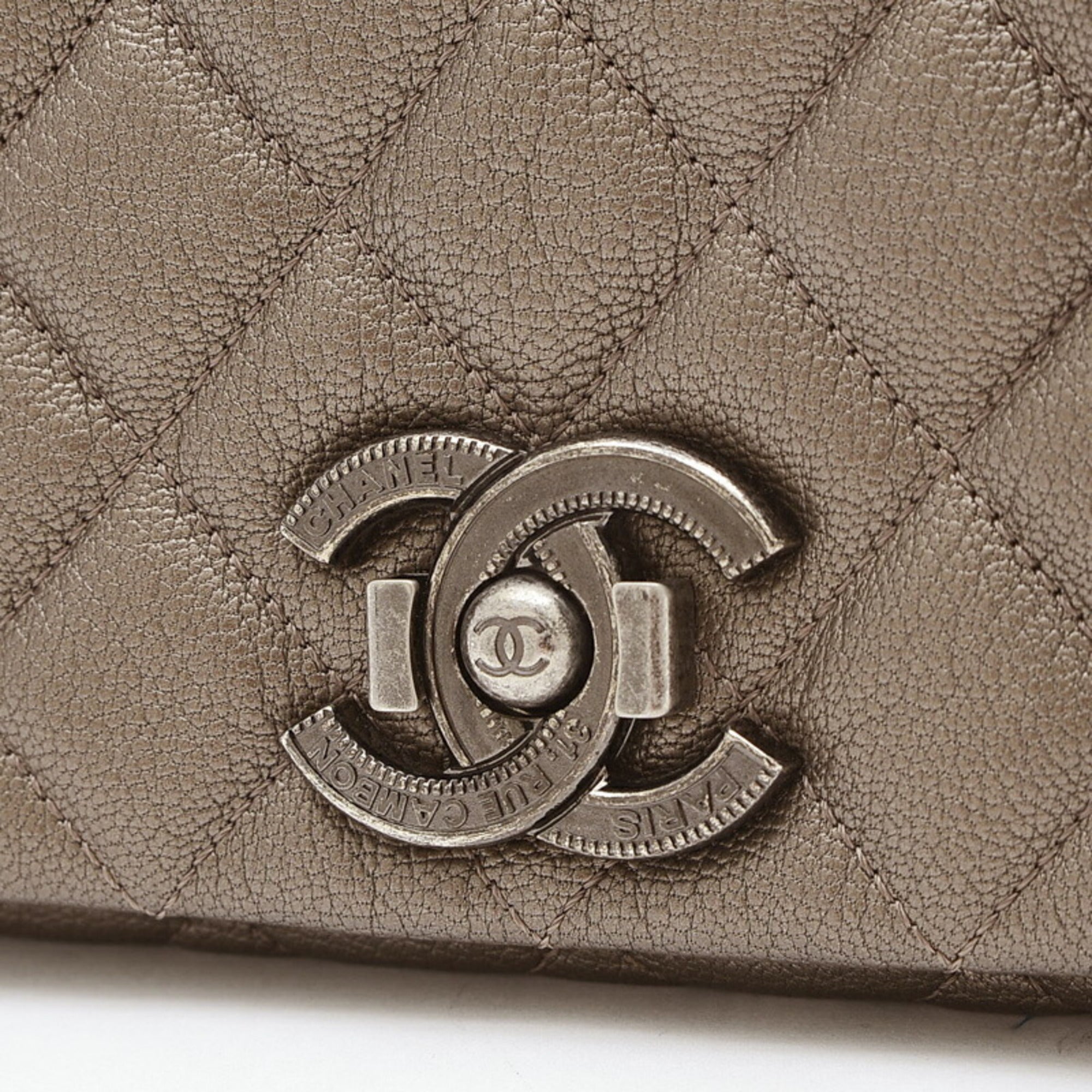 CHANEL matelasse chain shoulder bag leather gray gunmetal fittings A93017