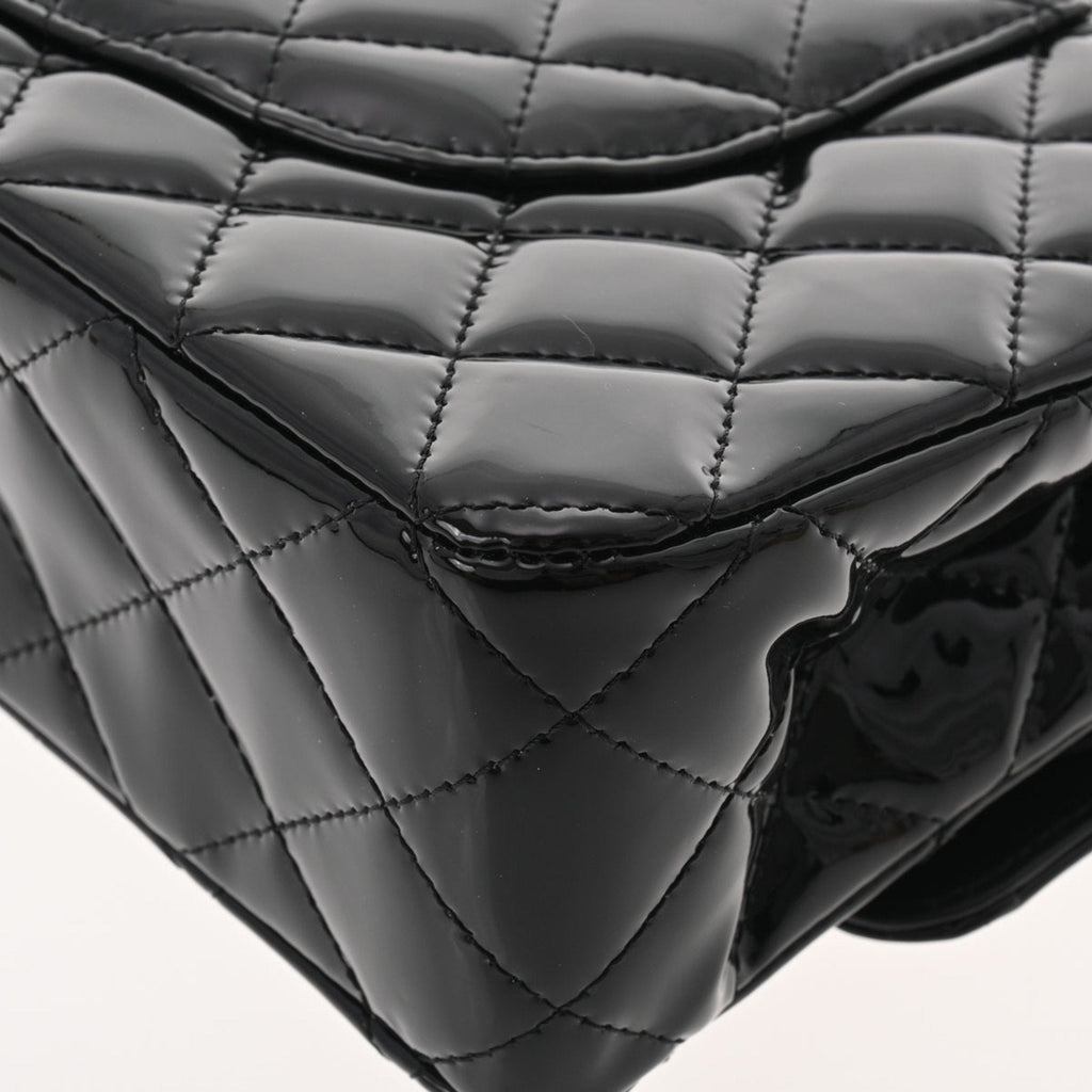 CHANEL matelasse W flap chain shoulder 25 black champagne ladies patent leather bag