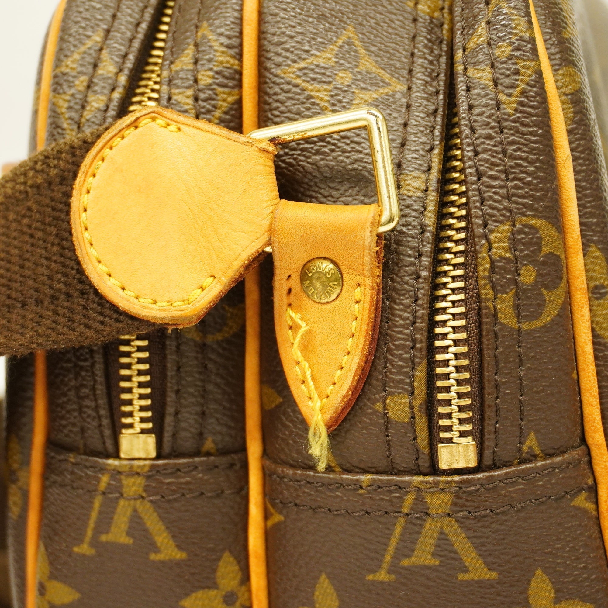 LOUIS VUITTONAuth  Monogram Reporter PM M45254 Women's Shoulder Bag