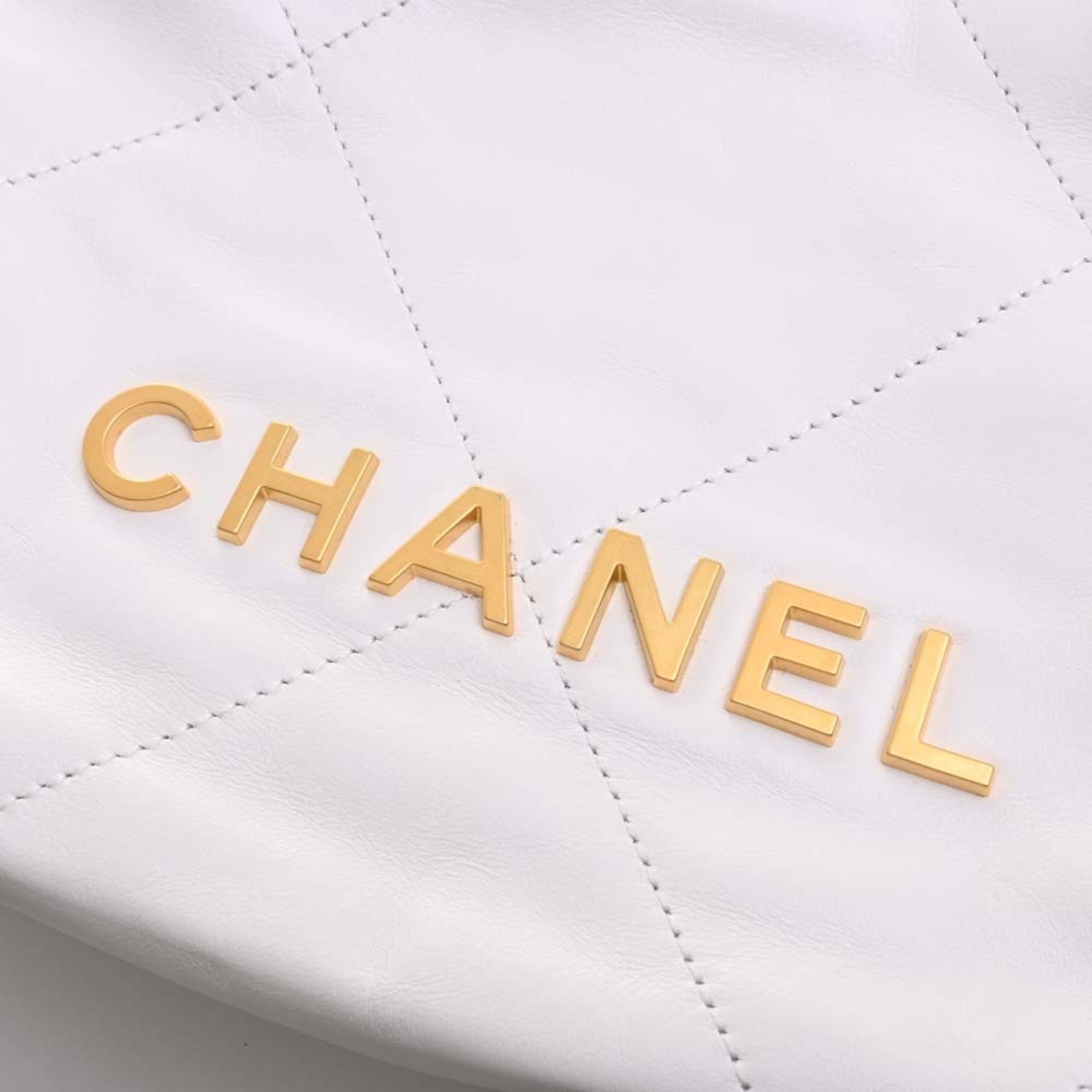 CHANEL Leather 22 Handbag Chain Shoulder Bag White Ladies