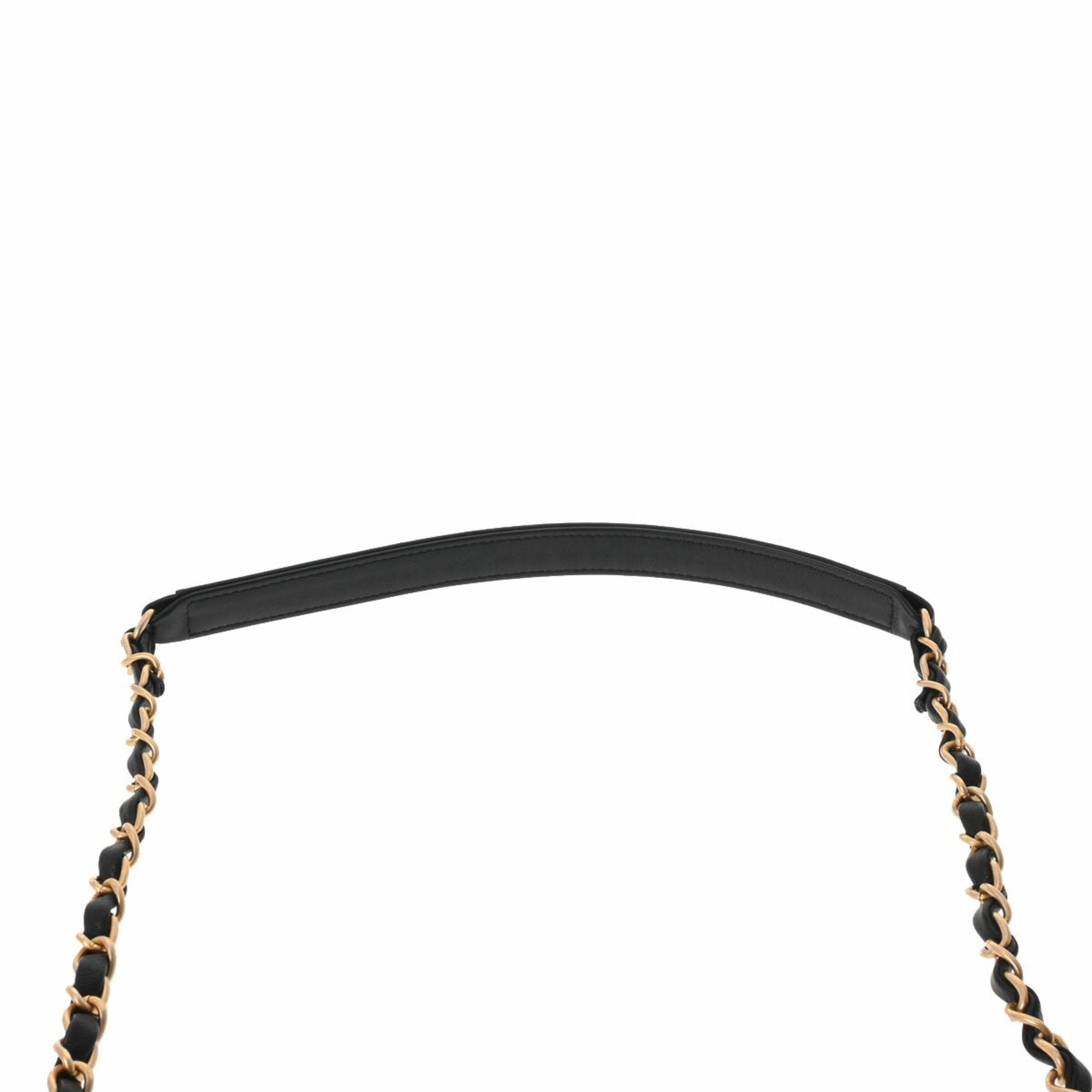 CHANEL matelasse chain shoulder black ladies lambskin bag