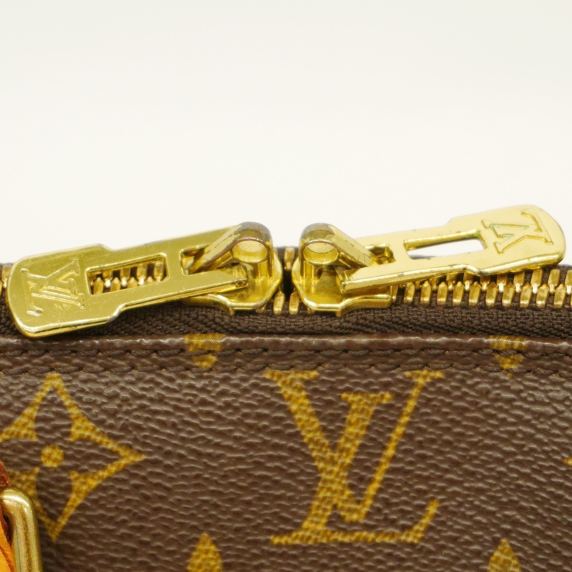LOUIS VUITTONAuth  Monogram Alma M51130 Women's Handbag