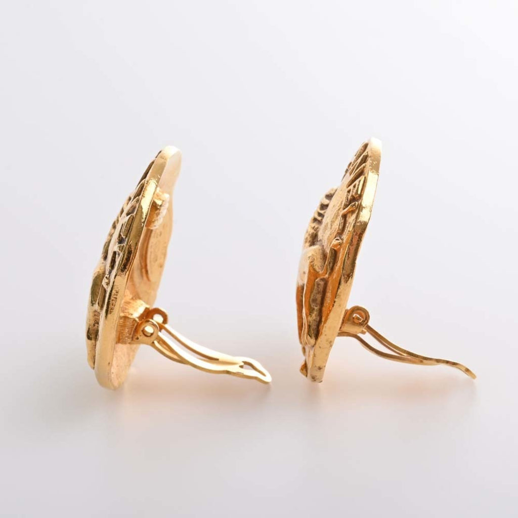 CHANEL lion motif earrings gold ladies