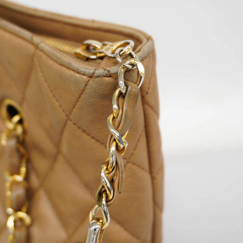 CHANELAuth  Matelasse Chain Shoulder Lambskin Women's Leather Shoulder Bag Brown