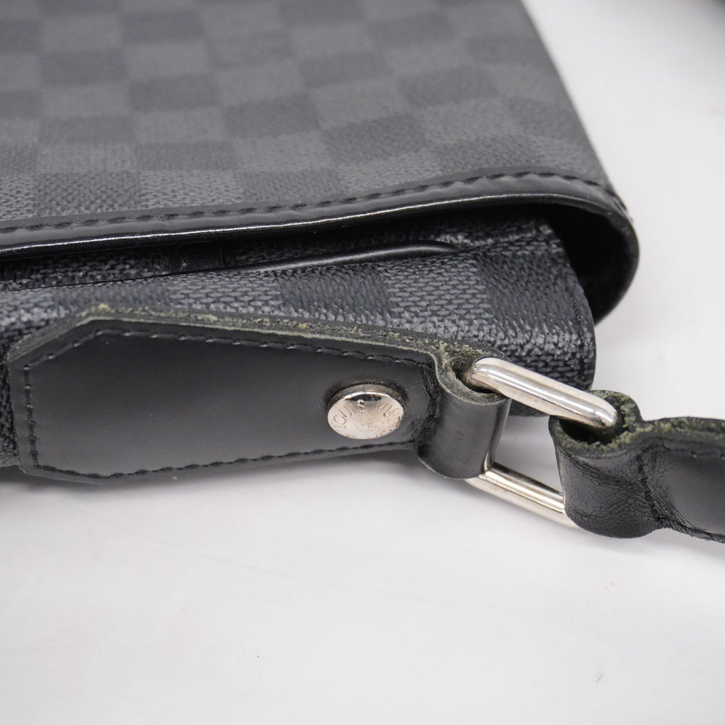 LOUIS VUITTONAuth  Damier Graphite Daniel MM N58029 Men's Shoulder Bag