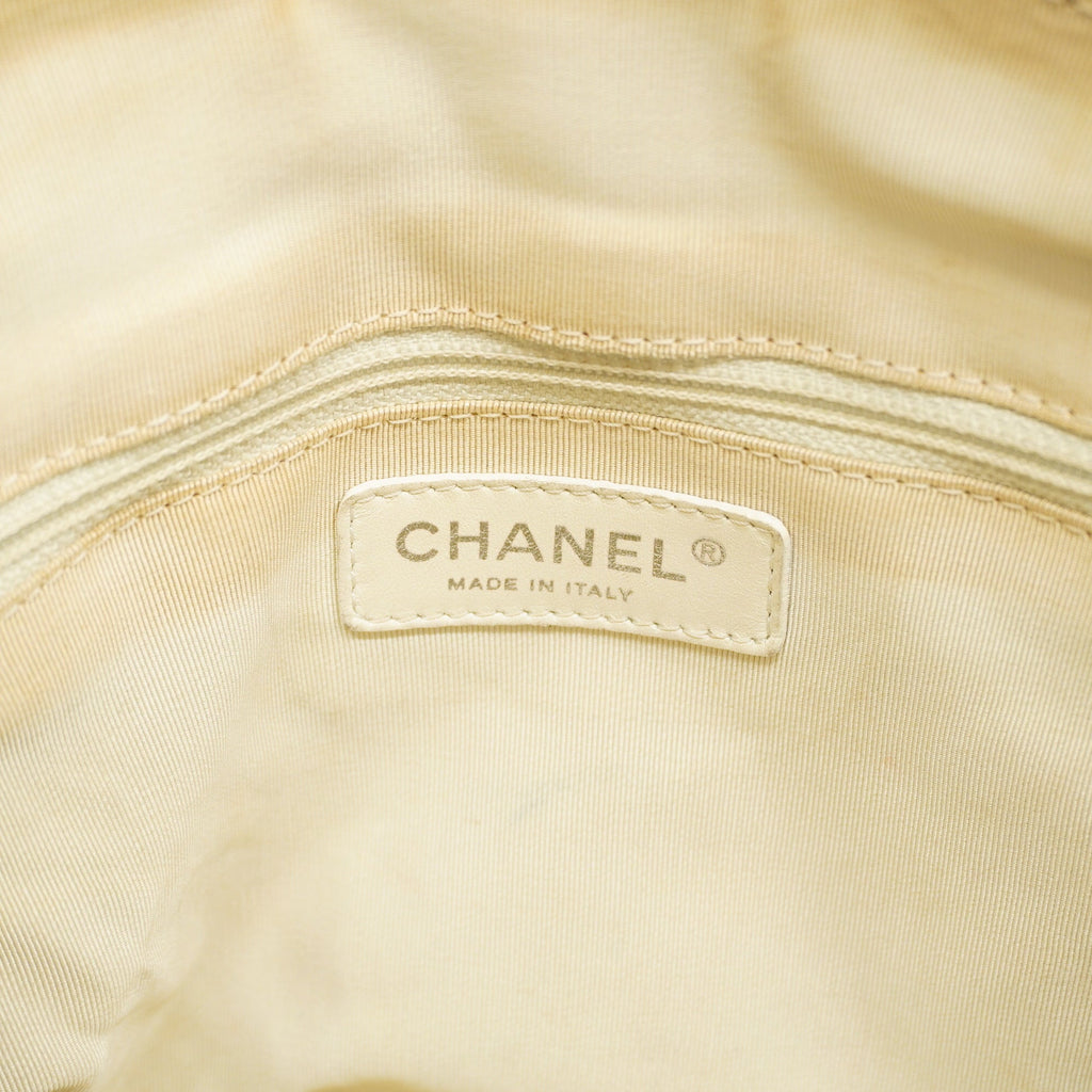 CHANELAuth  V Stitch Women's Leather Handbag White