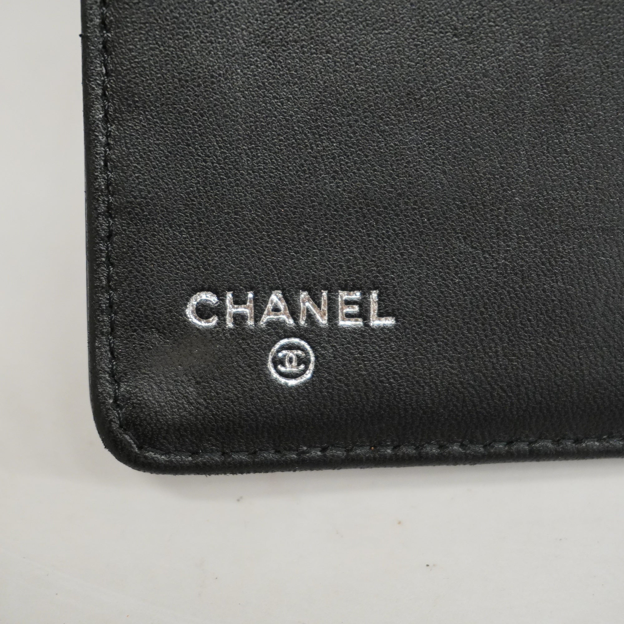 CHANEL  Icon Silver Metal Fittings Women's Patent Leather Long Wallet