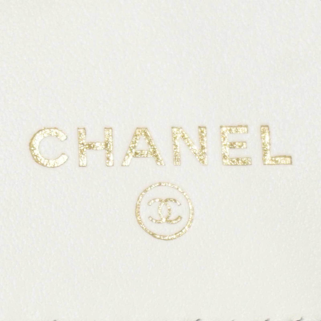 CHANEL Matelasse Classic Small Flap AP0230 Fold Wallet White Caviar Skin Men Women