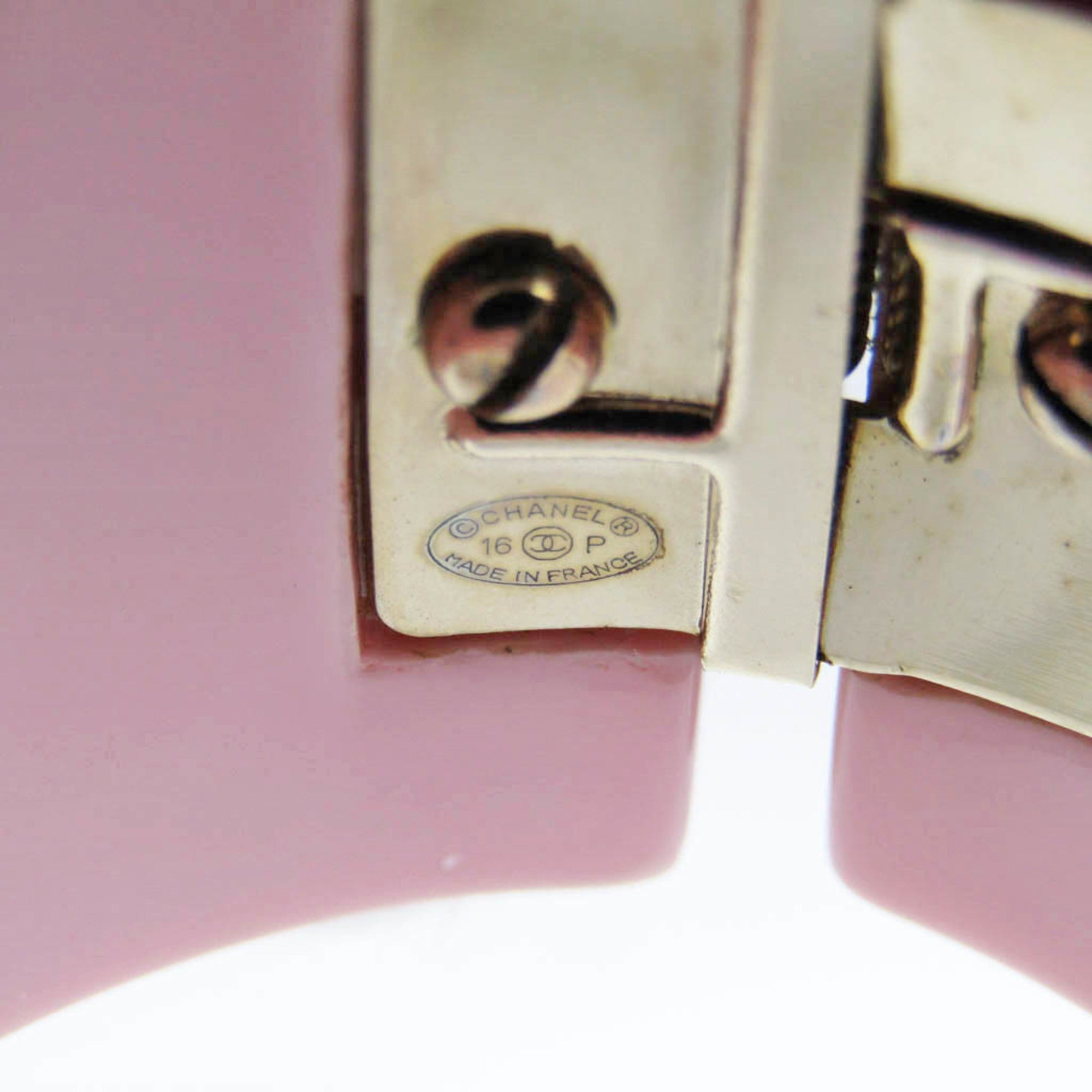 CHANEL Here Mark Resin Bangle Black,Pink
